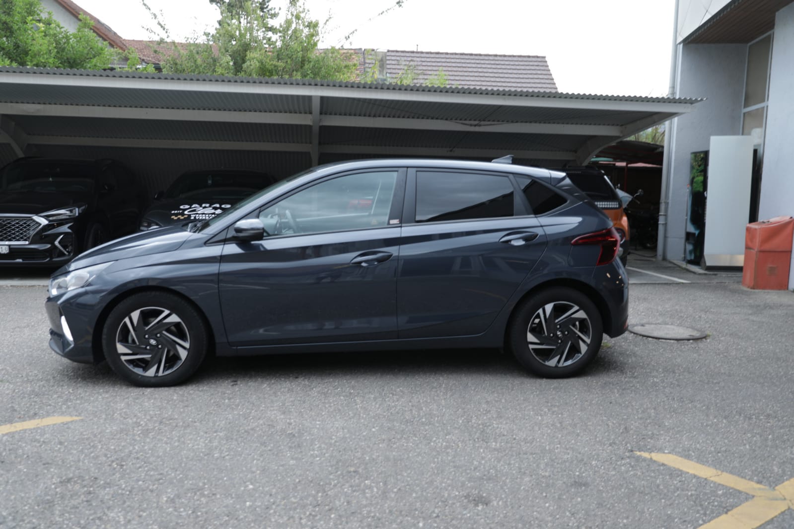 HYUNDAI i20 1.0 T-GDi Amplia DCT-image-2