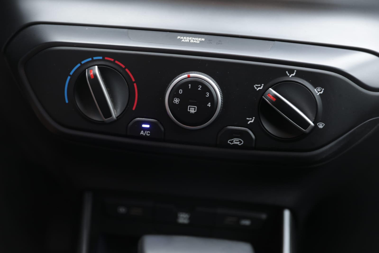 HYUNDAI i20 1.0 T-GDi Amplia DCT-image-14