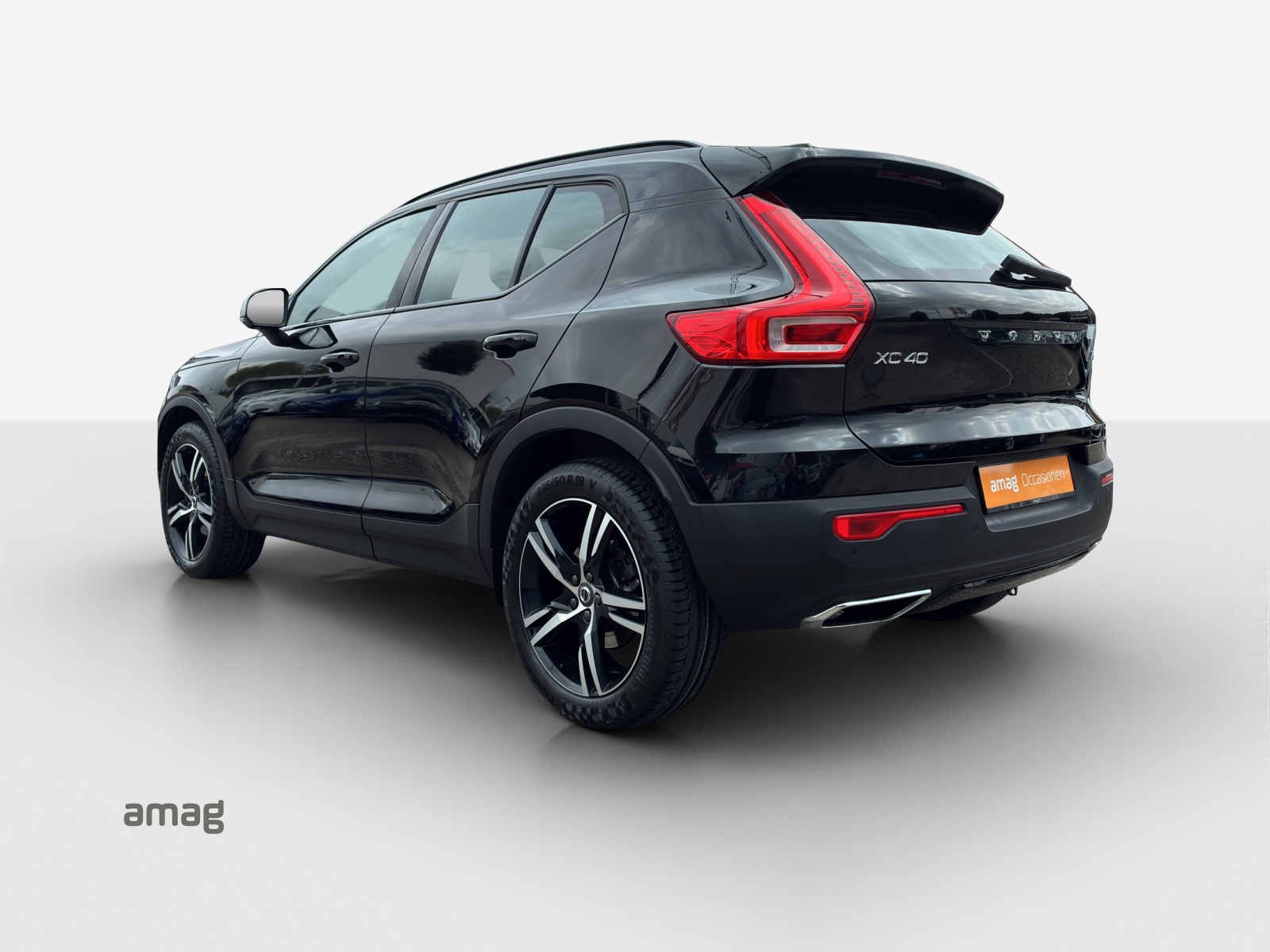 VOLVO XC40 T5 AWD R-Design Geartronic-image-2