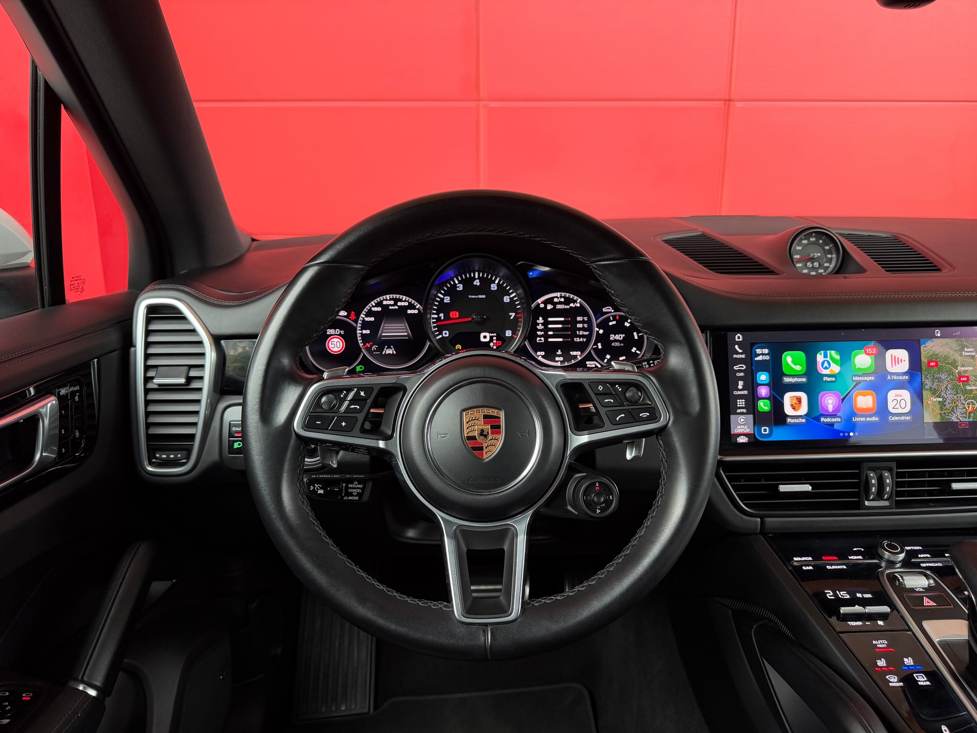PORSCHE Cayenne S-image-9