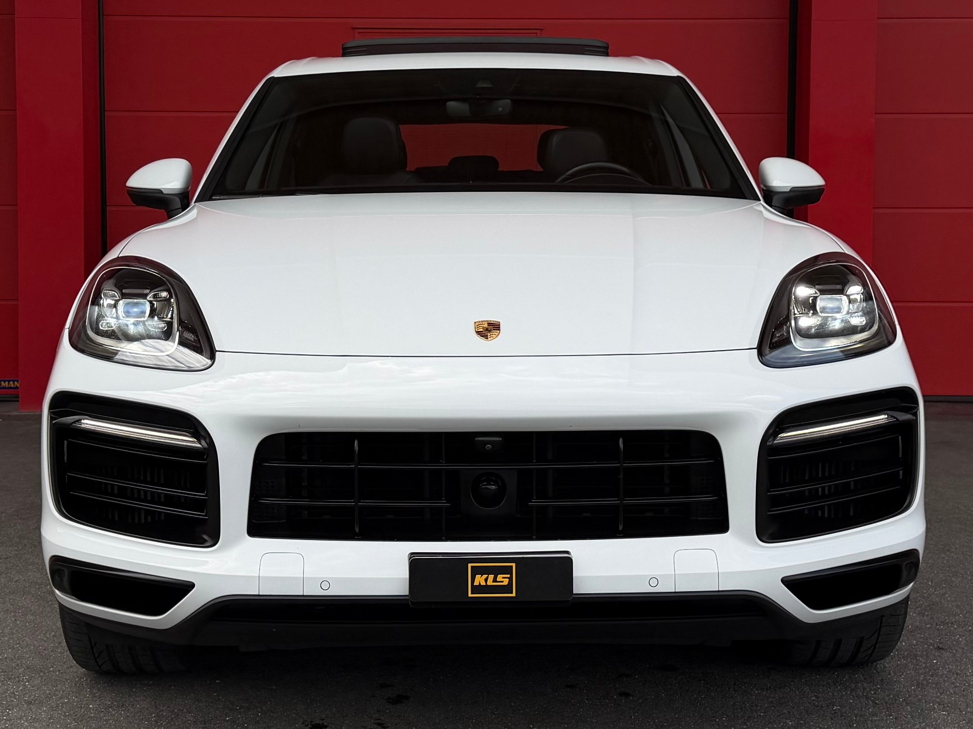 PORSCHE Cayenne S-image-1