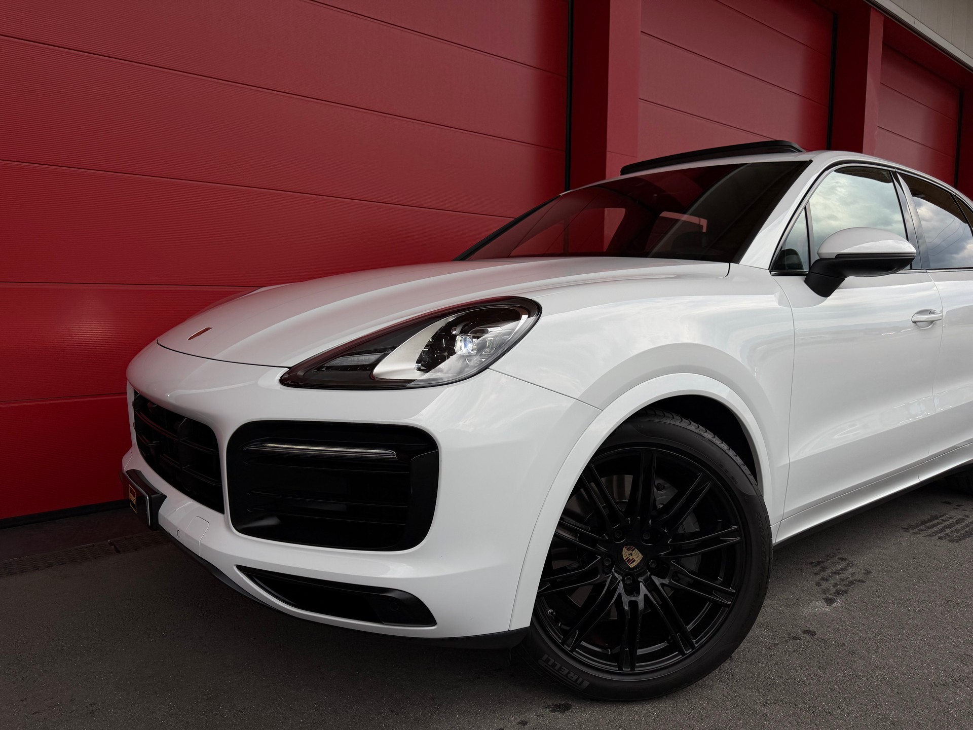 PORSCHE Cayenne S-image-5