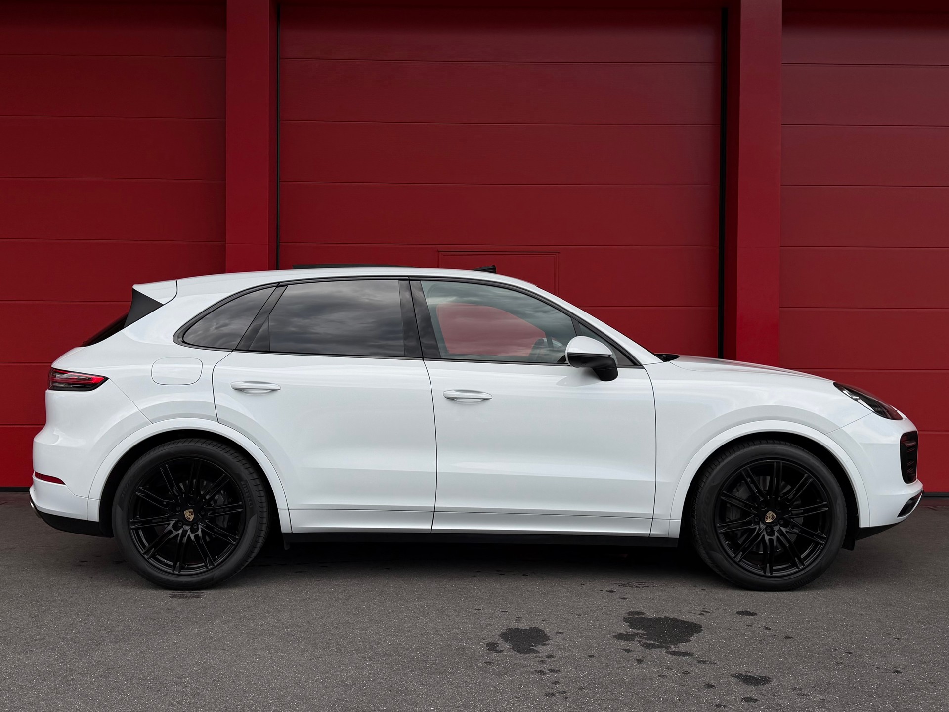 PORSCHE Cayenne S-image-2