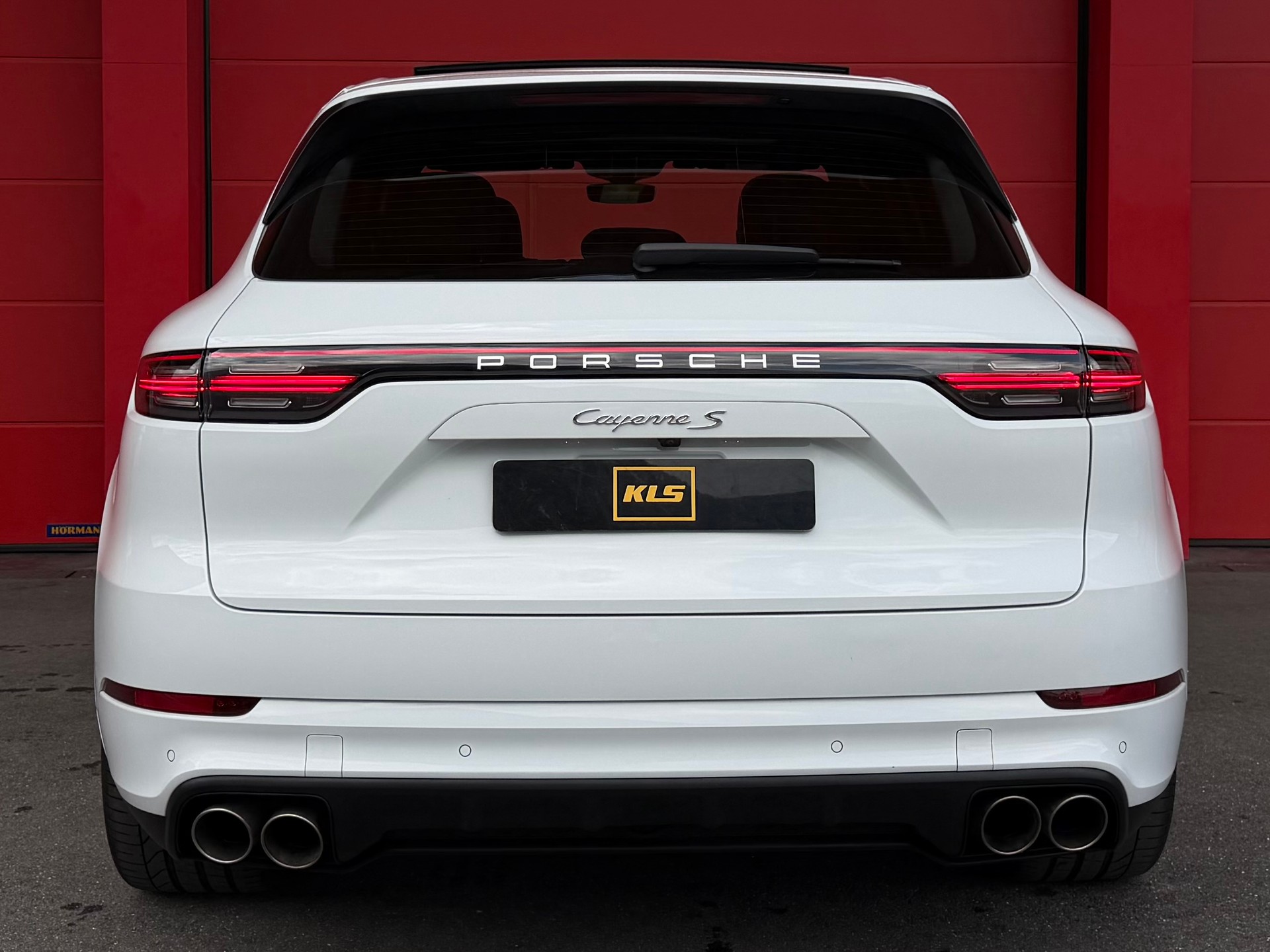 PORSCHE Cayenne S-image-4