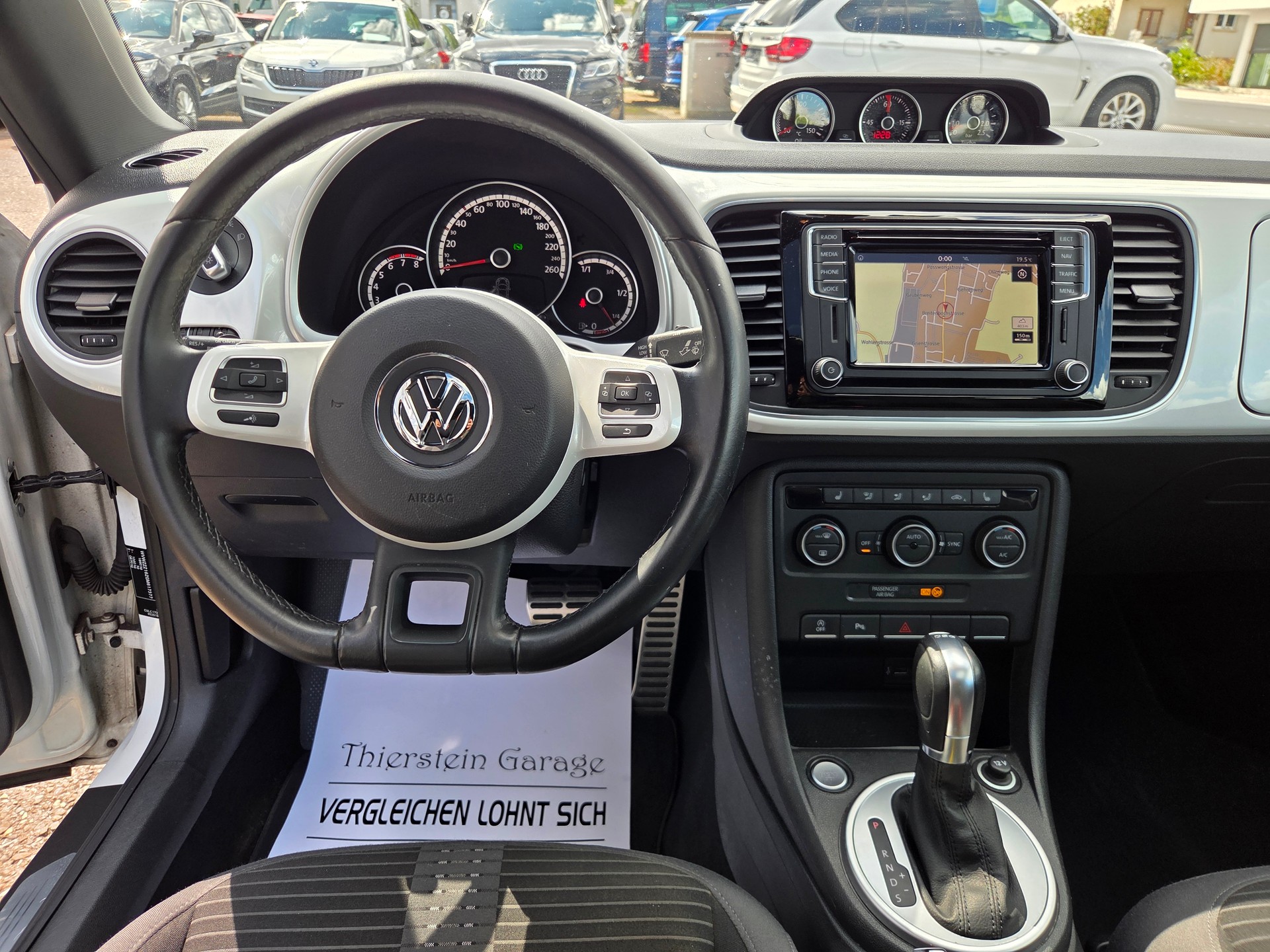 VW Beetle 2.0 TSI BMT Sport DSG-image-16
