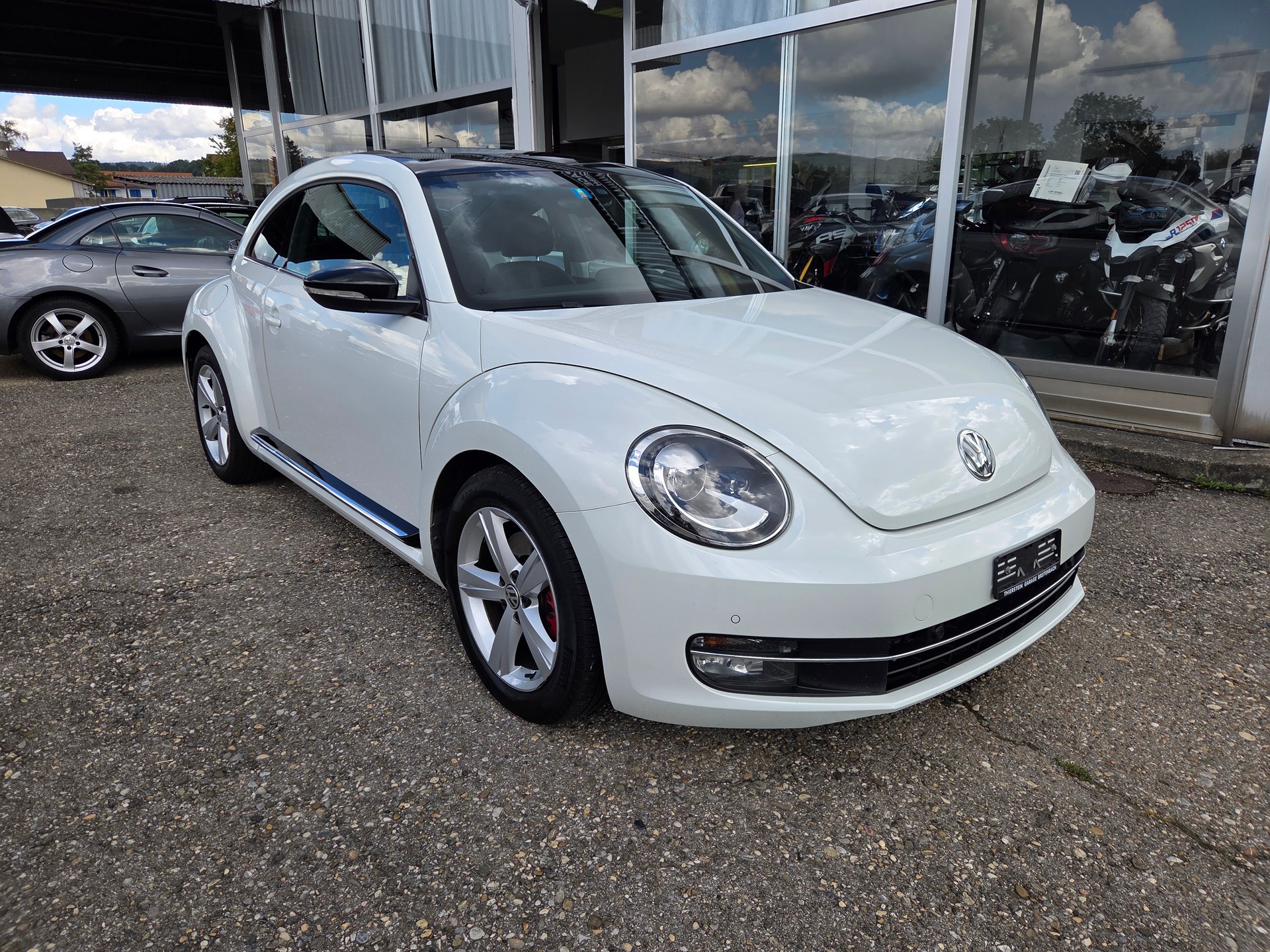 VW Beetle 2.0 TSI BMT Sport DSG-showroom-element-1
