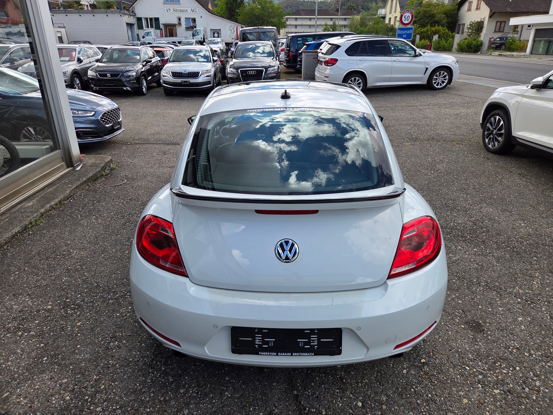 VW Beetle 2.0 TSI BMT Sport DSG-image-8