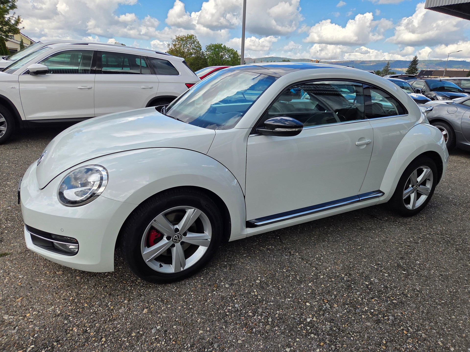 VW Beetle 2.0 TSI BMT Sport DSG-image-4