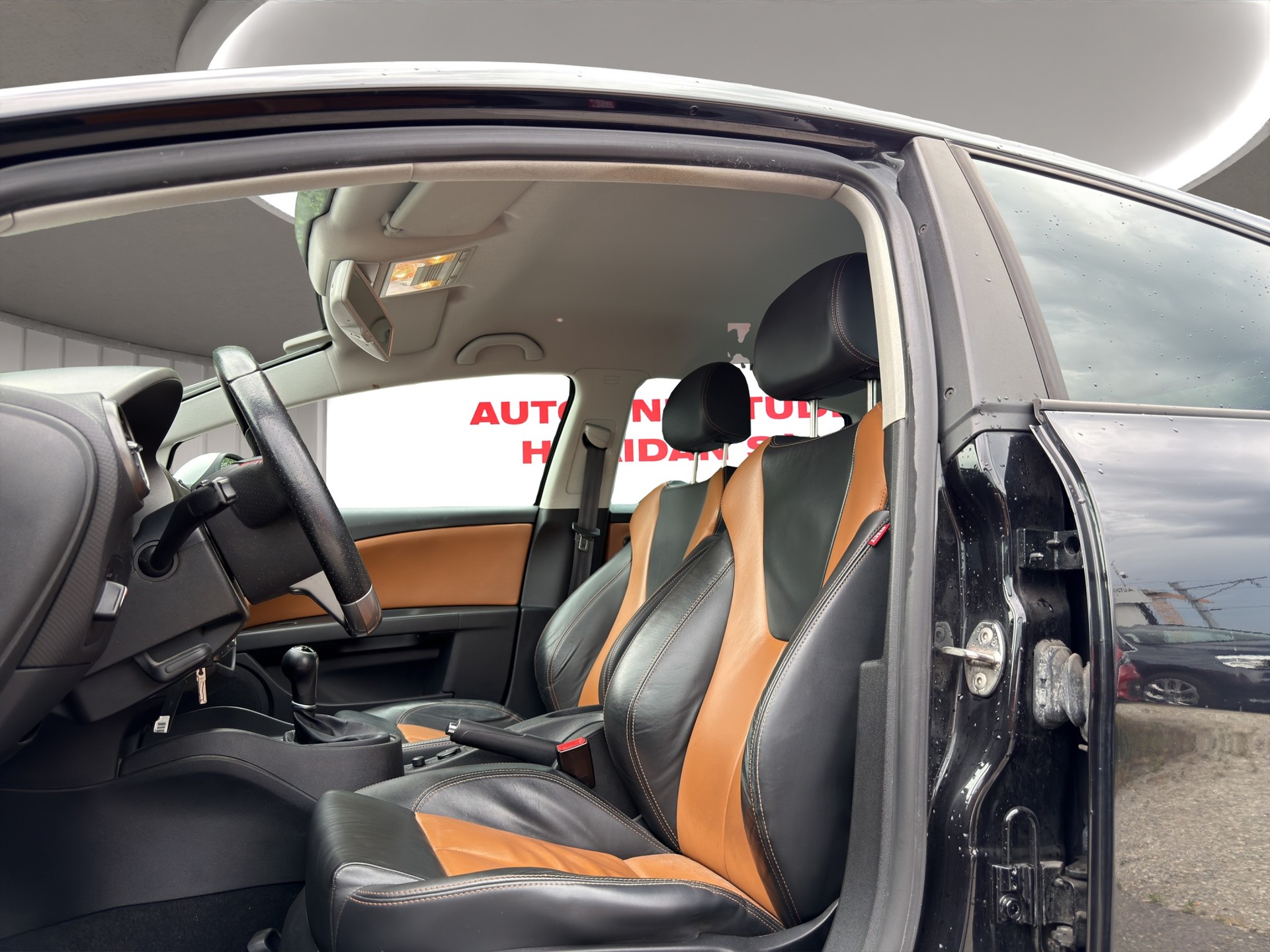 SEAT Leon 1.8 TSI FR-image-10