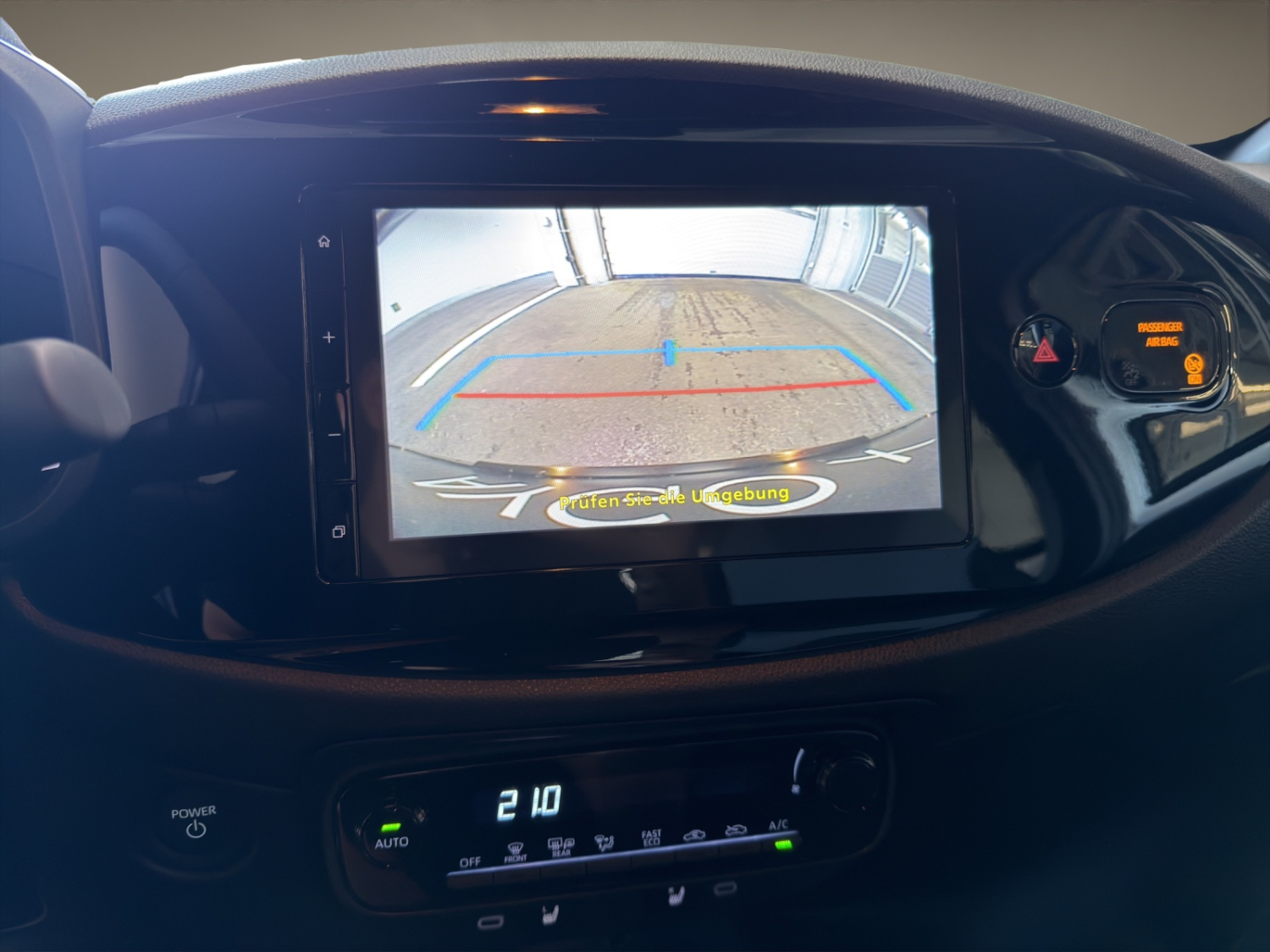 TOYOTA Aygo X 1.5 VVT-i HSD Comfort-image-16