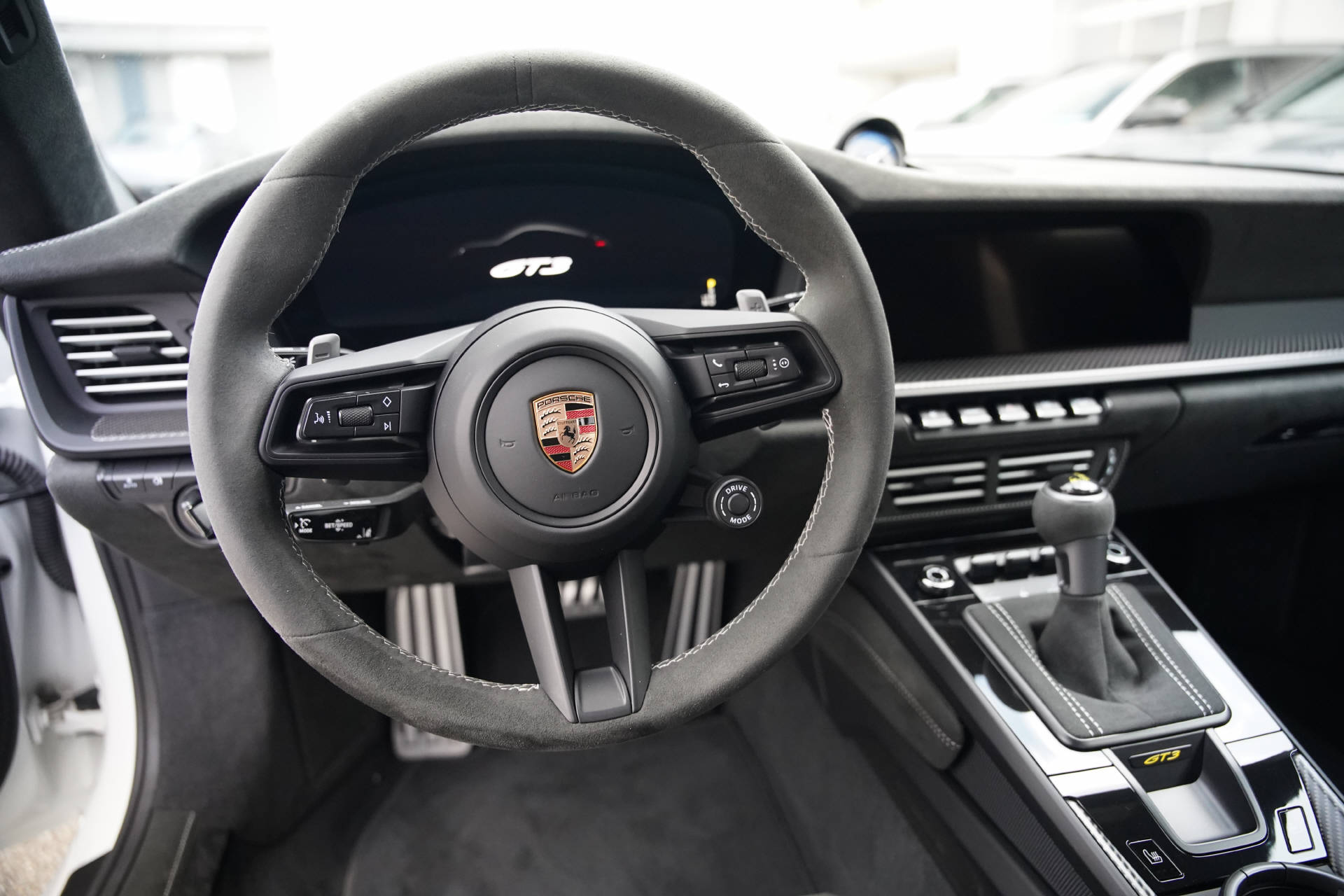 PORSCHE 911 Carrera GT3 PDK Weissach-image-11