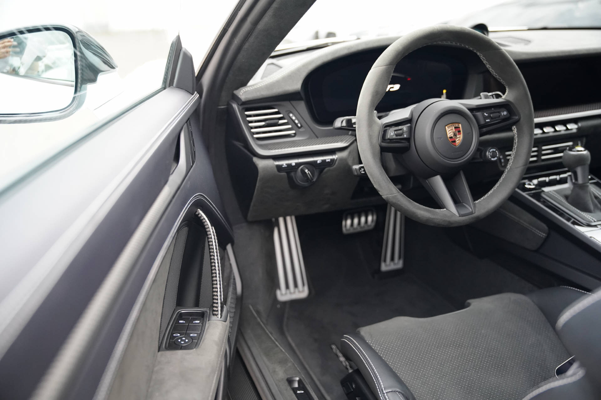 PORSCHE 911 Carrera GT3 PDK Weissach-image-8