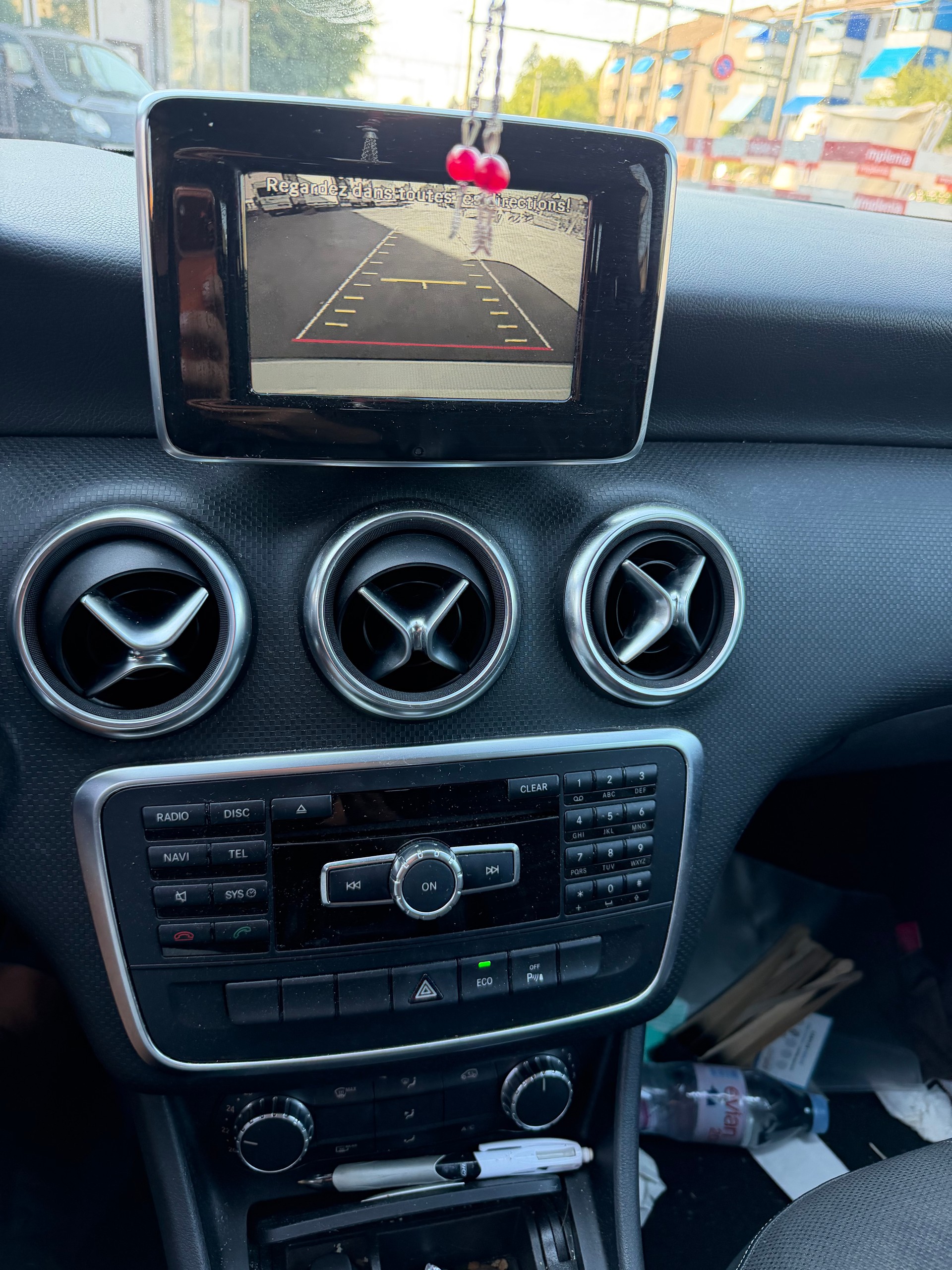 MERCEDES-BENZ A 200-image-9
