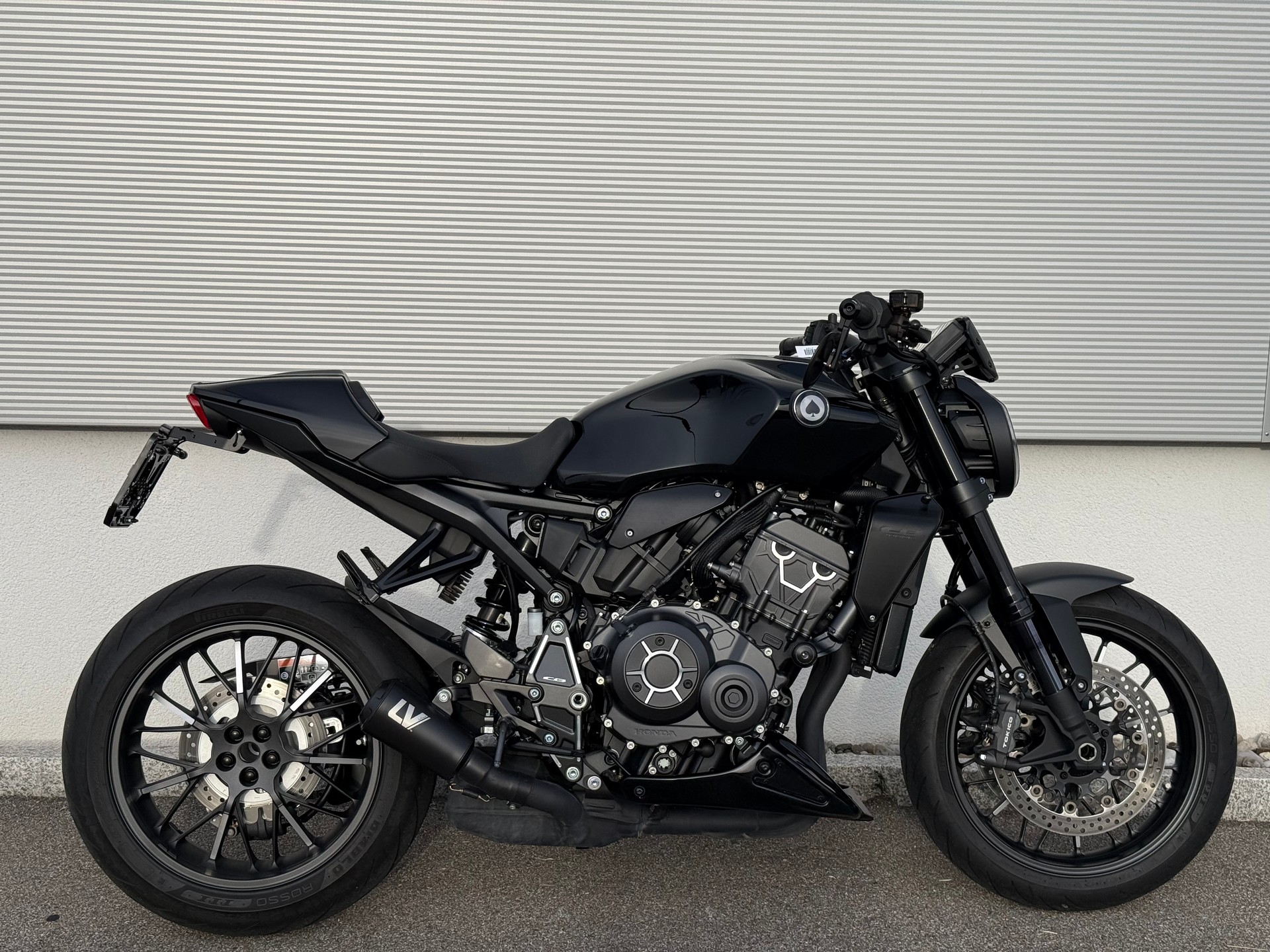 HONDA CB 1000 R Black Edition