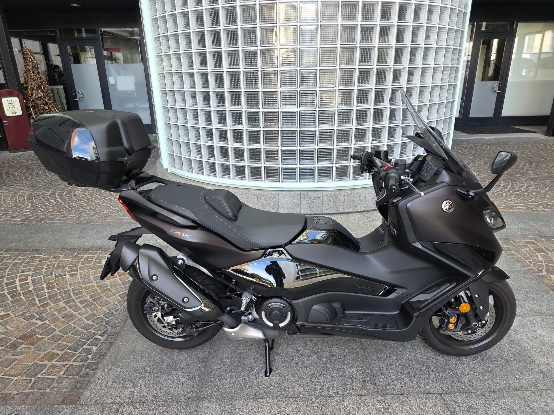 YAMAHA T-MAX Tech-Max XP 560