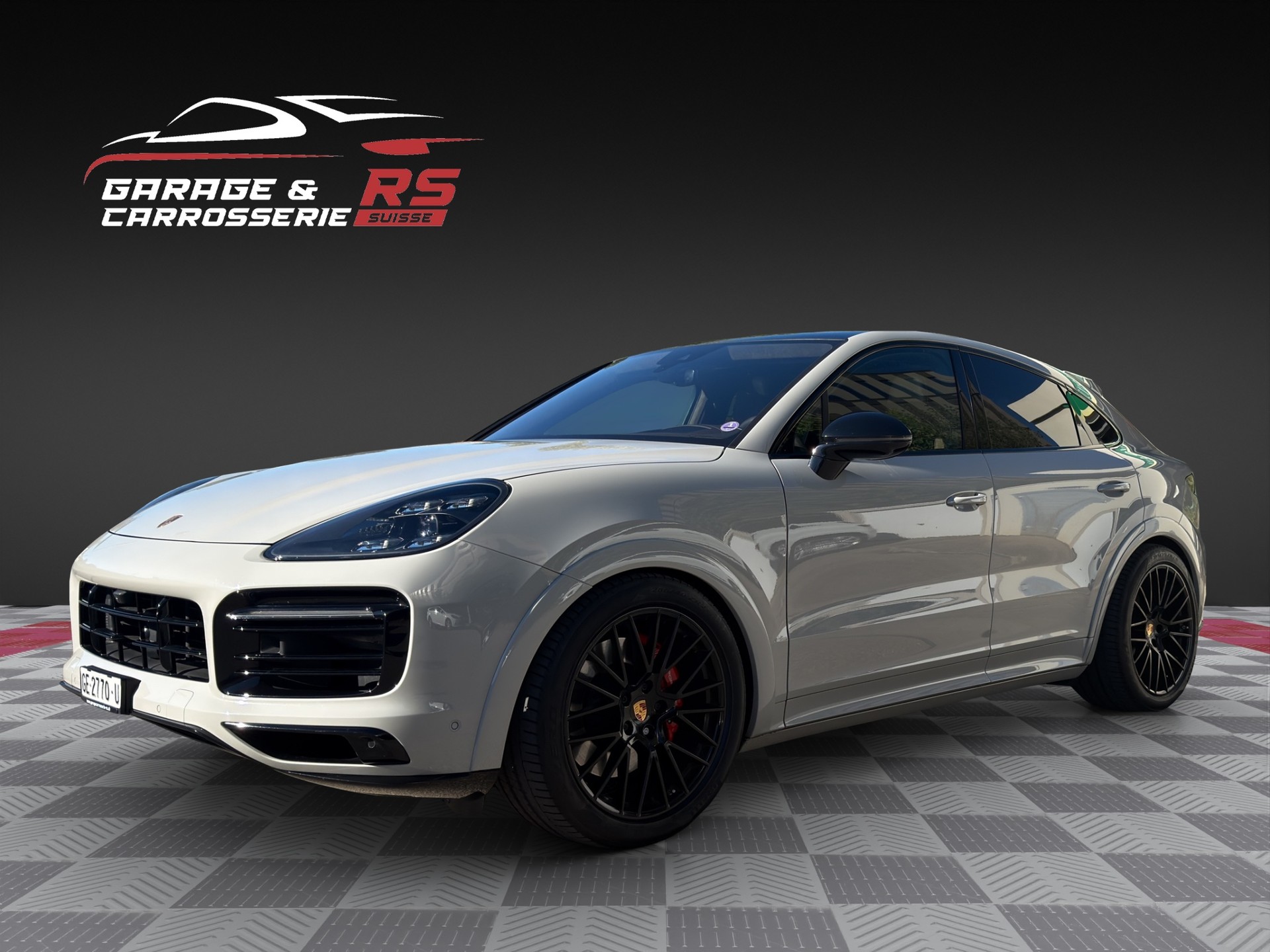 PORSCHE Cayenne GTS Coupé