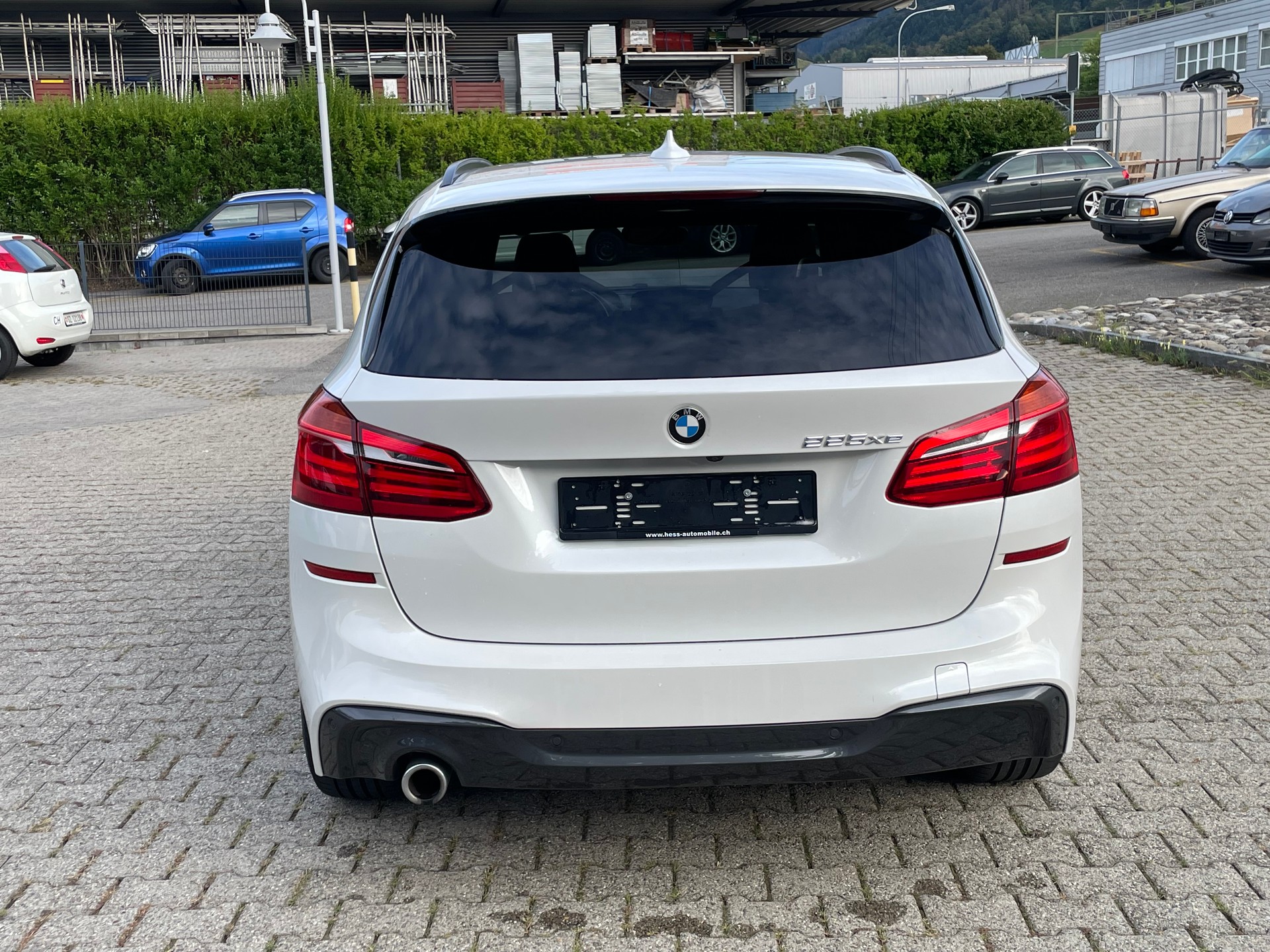 BMW 225xe iPerformance Active Tourer Steptronic Luxury Line-image-4