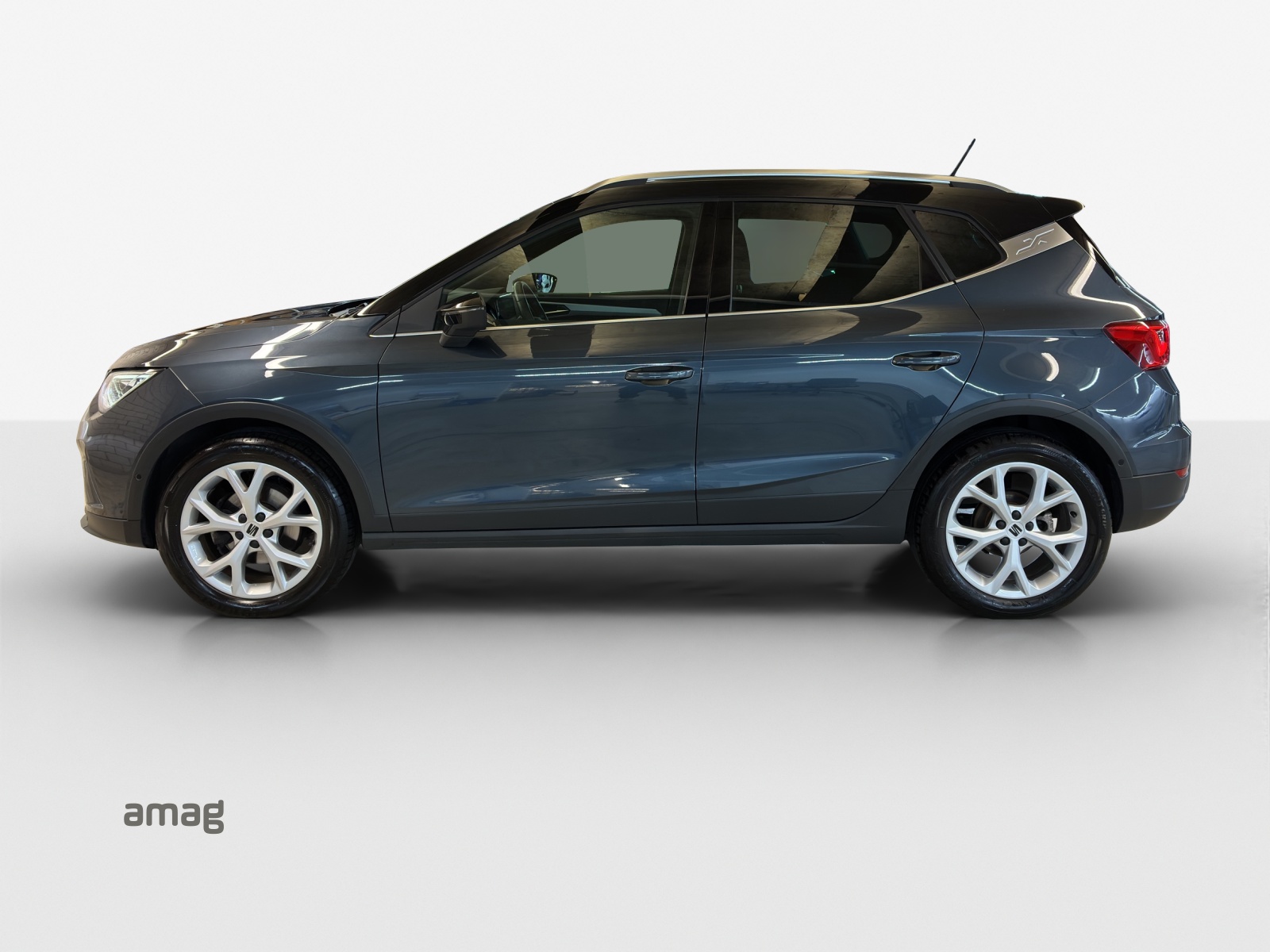 SEAT Arona 1.5 Eco TSI FR DSG-image-1