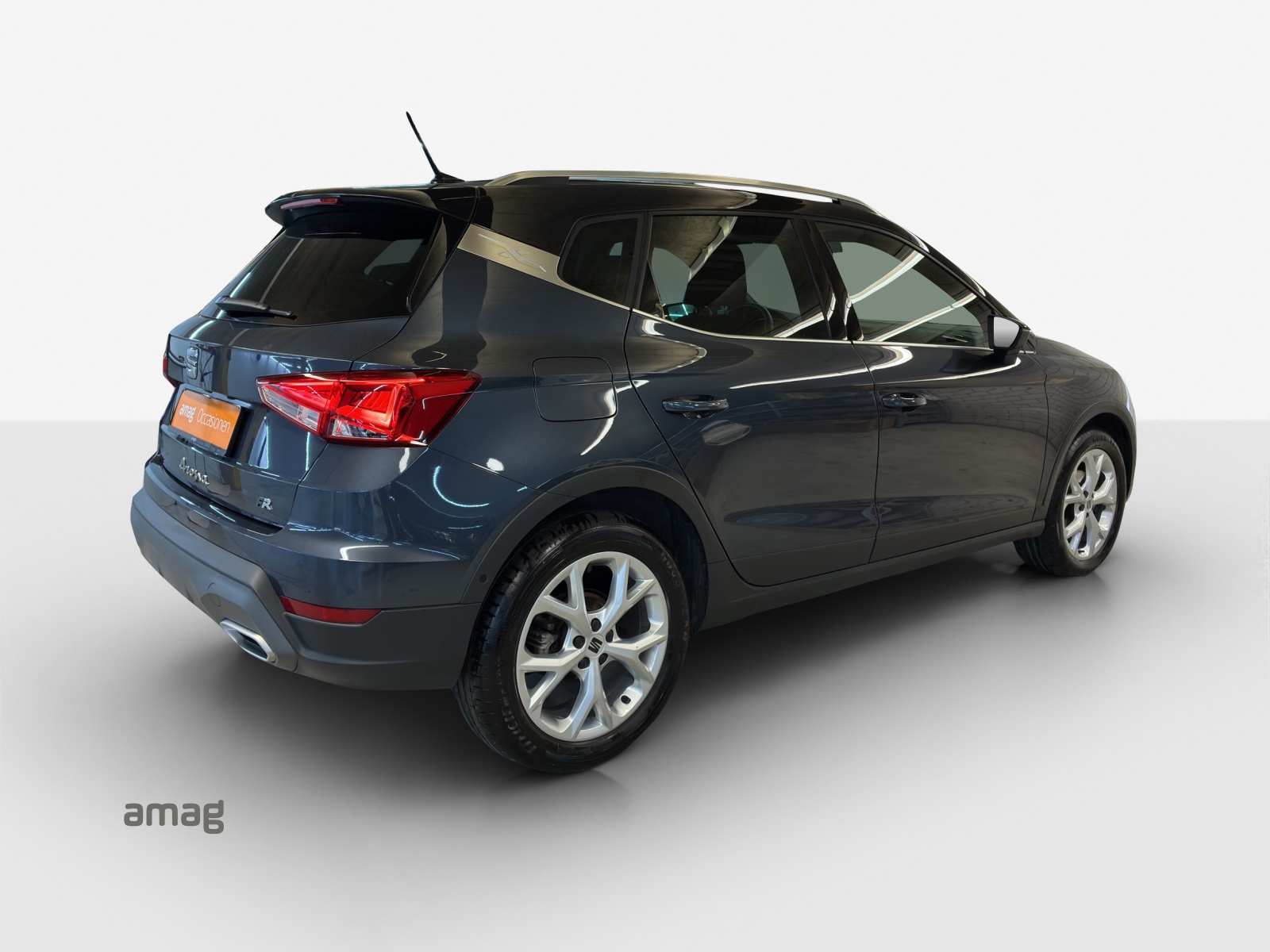 SEAT Arona 1.5 Eco TSI FR DSG-image-4