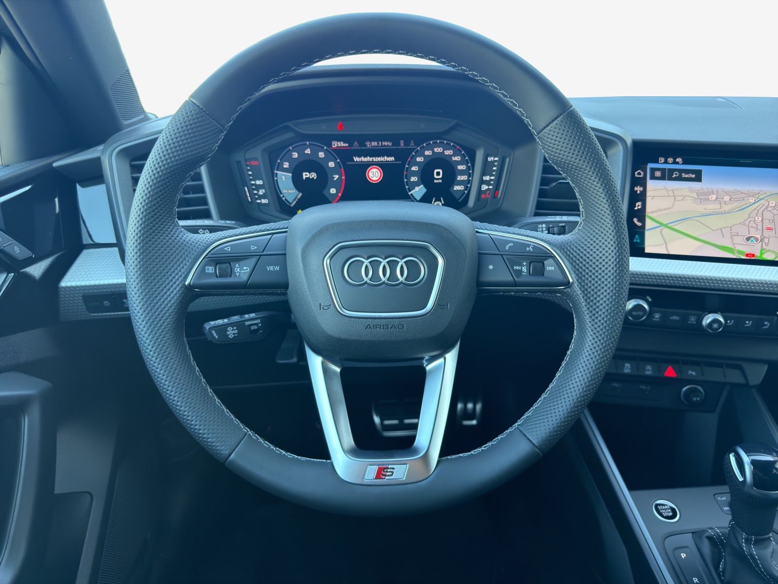 AUDI A1 Sportback 30 TFSI Attraction S-tronic-image-9