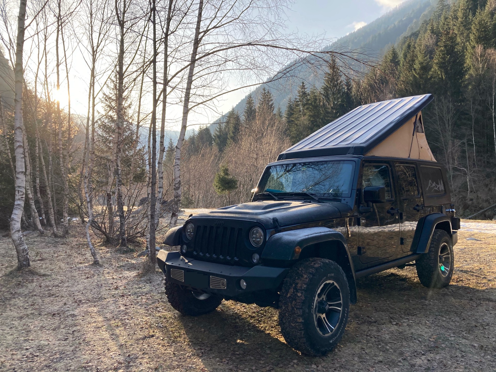 JEEP 2.8 CRD Black Ed. II Unlimited - CAMPER --image-0