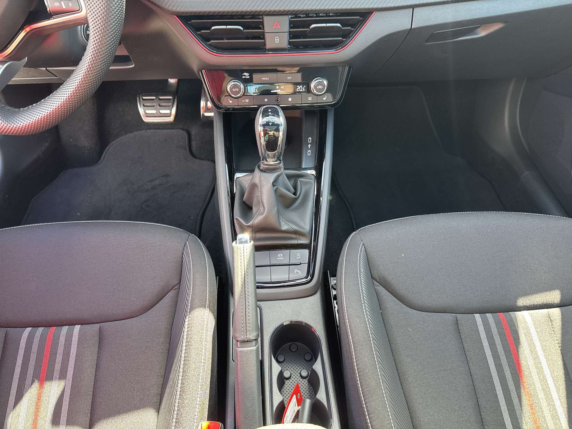 SKODA Scala 1.5 TSi Monte Carlo DSG-Automat-image-11