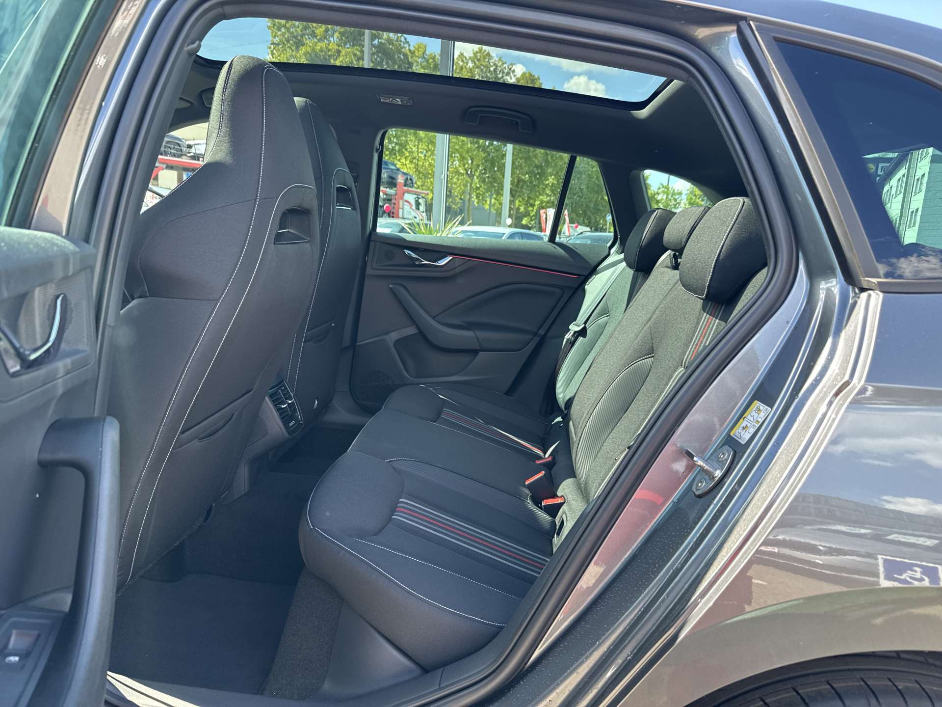 SKODA Scala 1.5 TSi Monte Carlo DSG-Automat-image-6