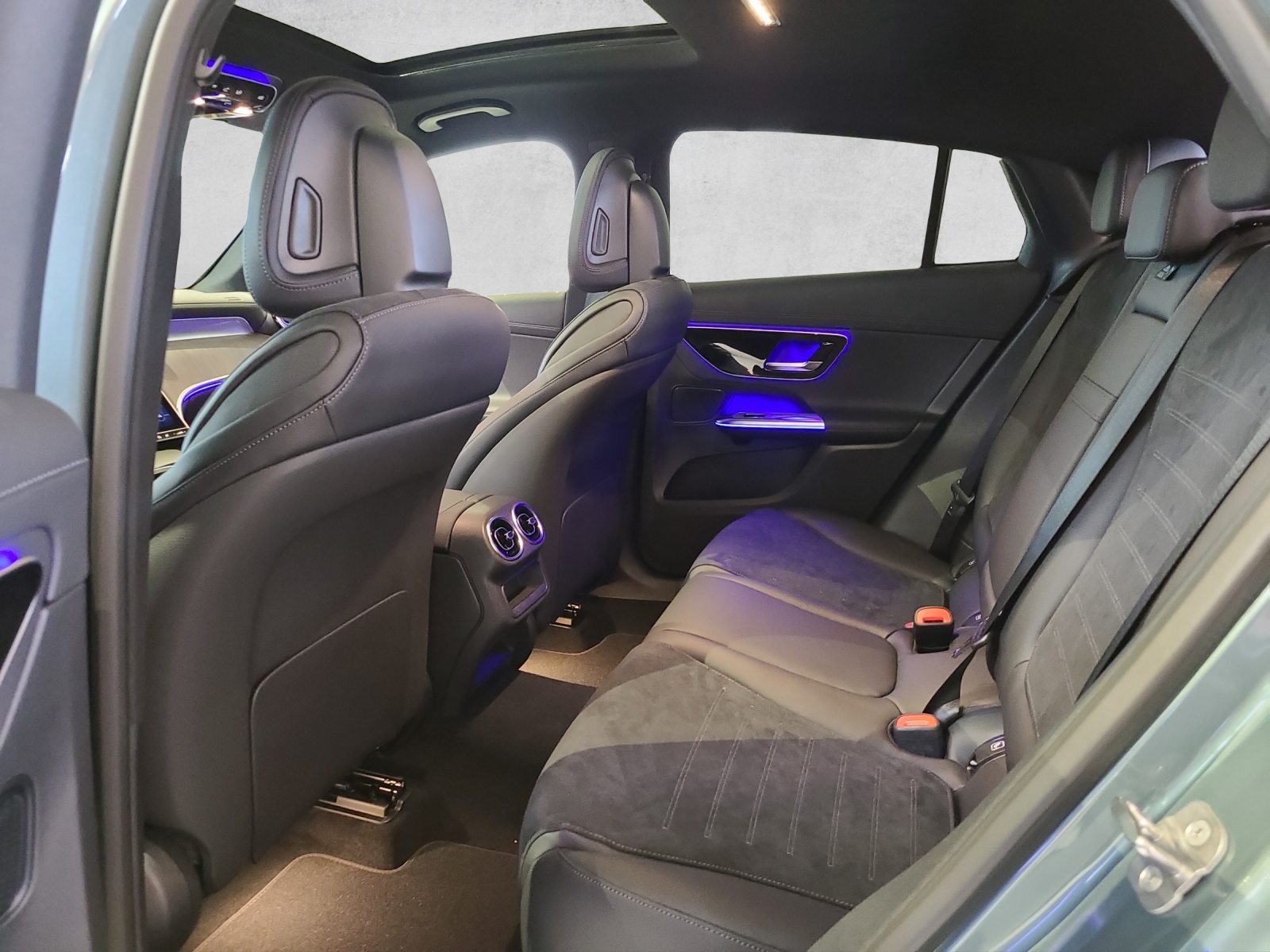 MERCEDES-BENZ GLC 220 d AMG Line 4M Coupé C254-image-2