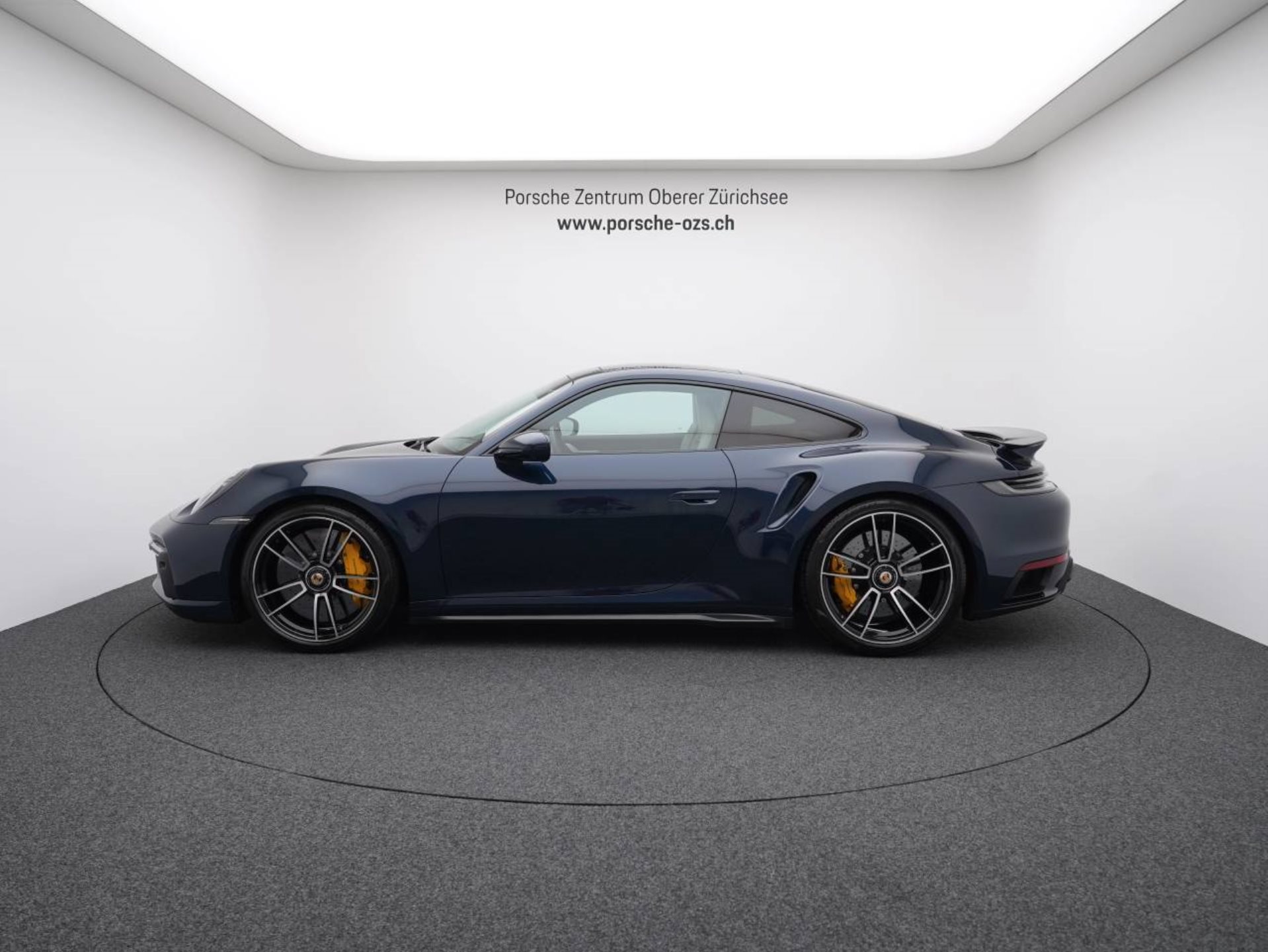 PORSCHE 911 Turbo S-image-1