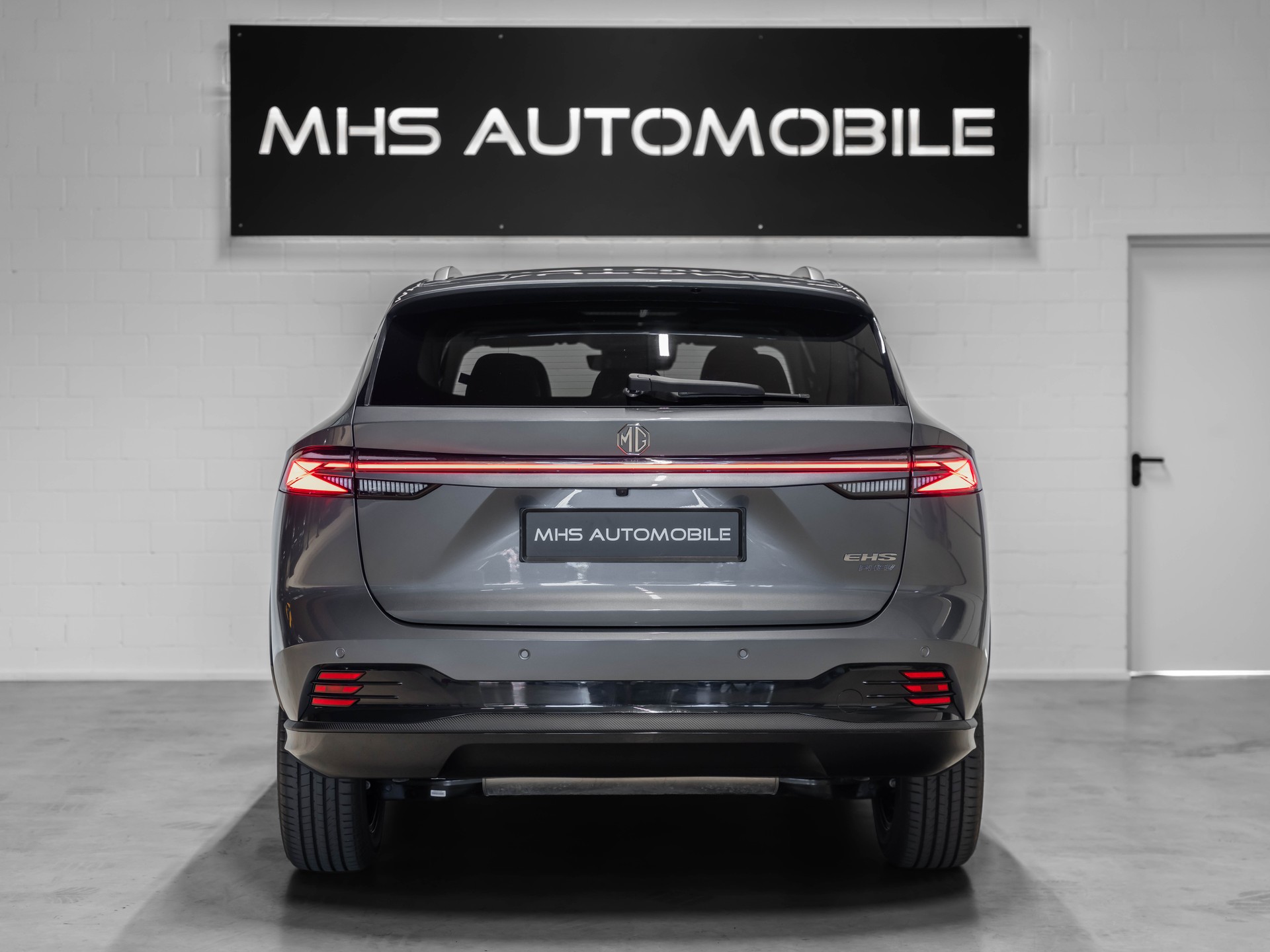 MG HS 1.5 T PHEV Luxury-image-3