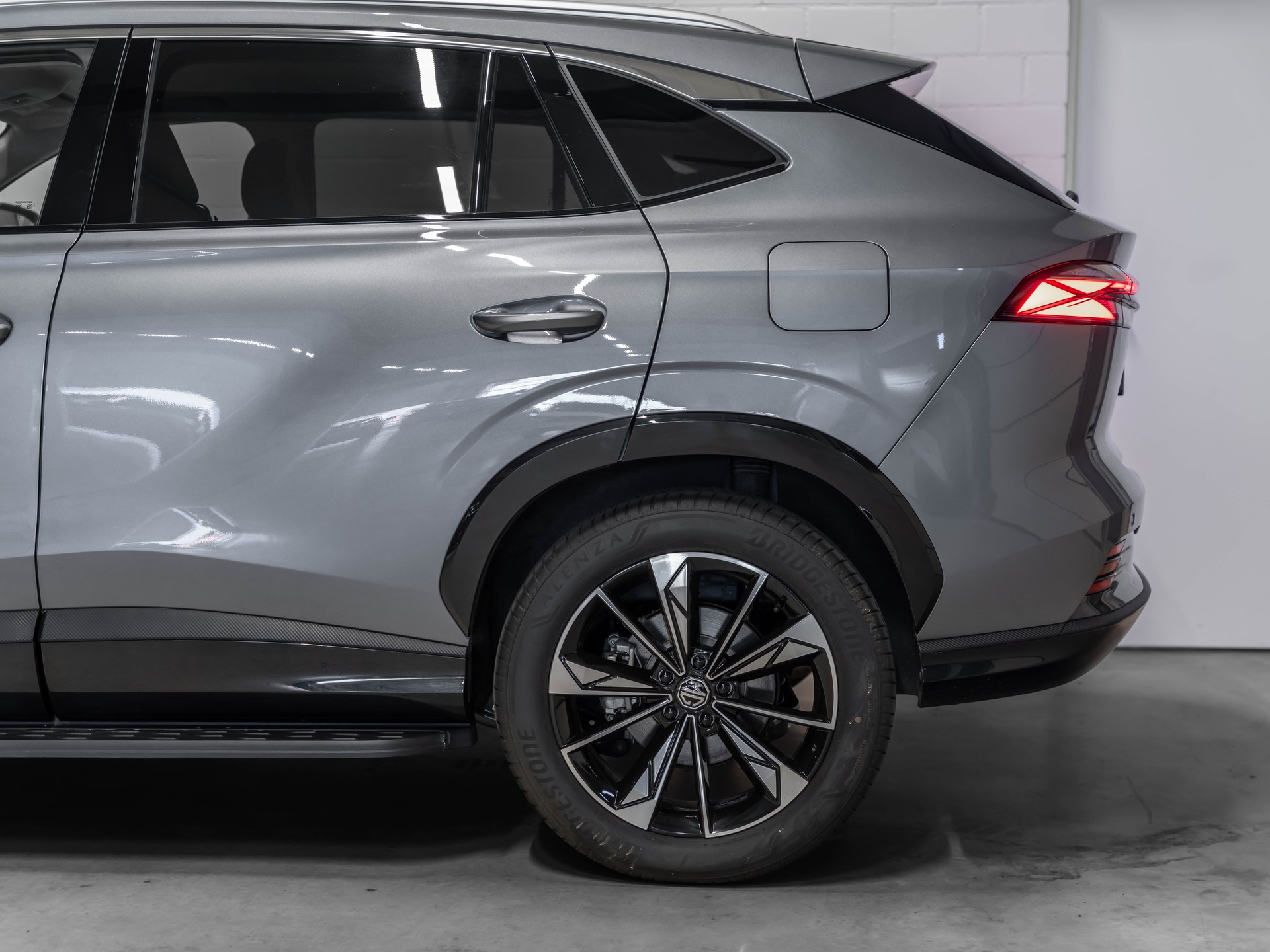 MG HS 1.5 T PHEV Luxury-image-20