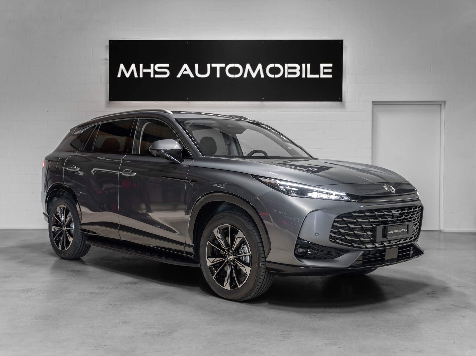 MG HS 1.5 T PHEV Luxury-image-5