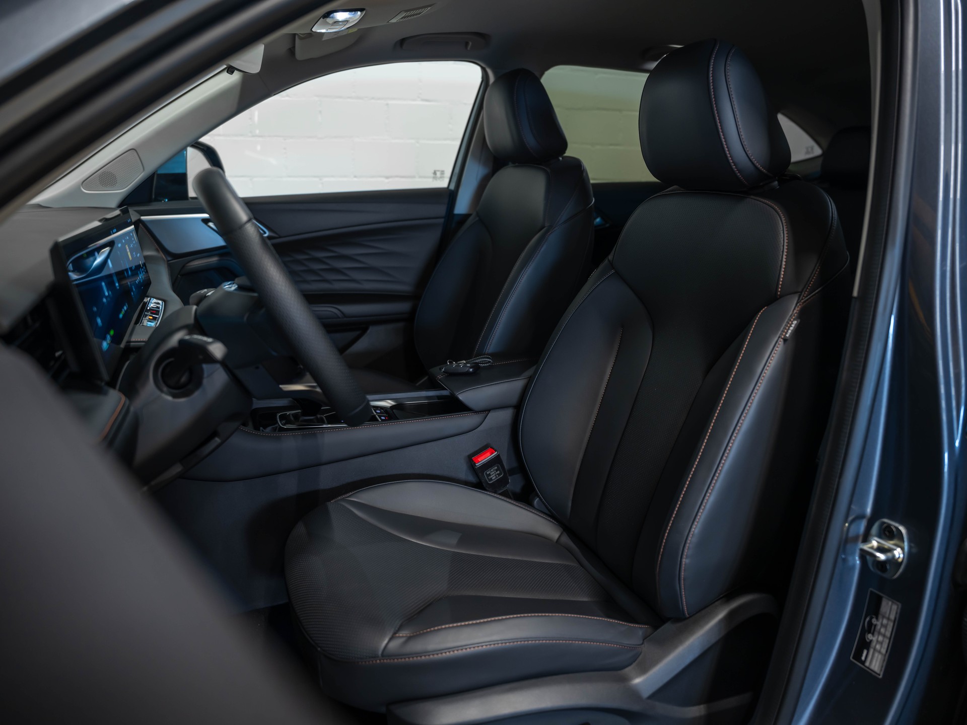 MG HS 1.5 T PHEV Luxury-image-11