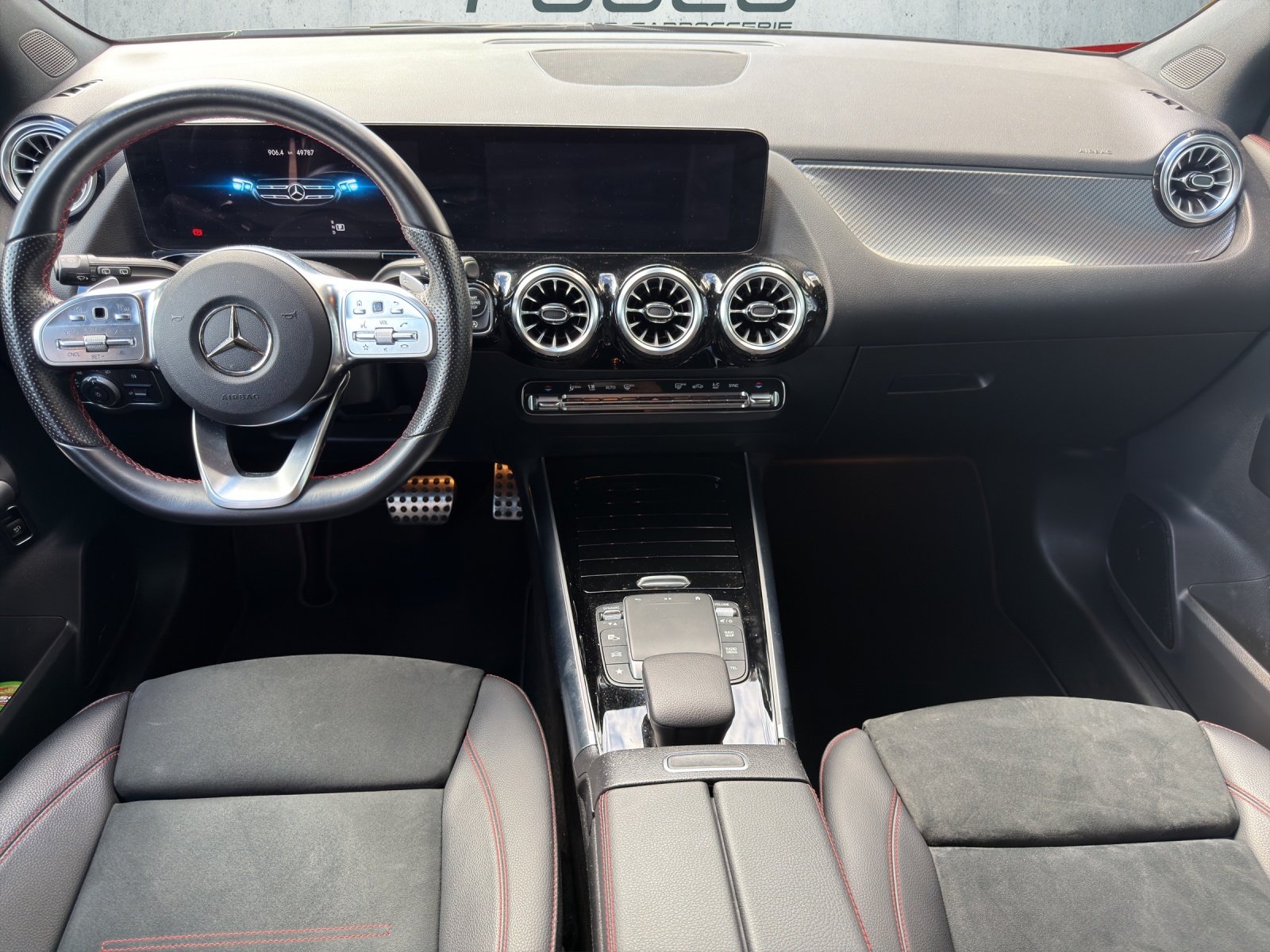 MERCEDES-BENZ GLA 220d 4Matic AMG Line 8G-DCT-image-9