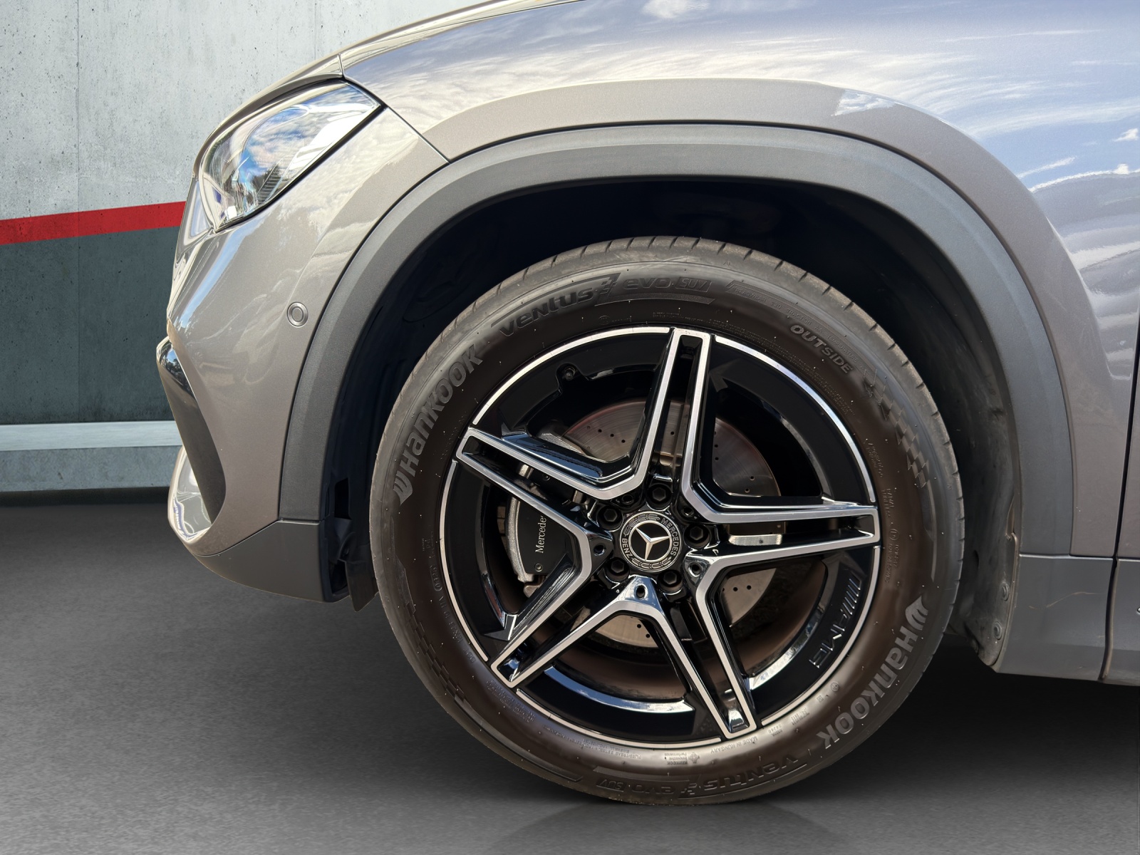 MERCEDES-BENZ GLA 220d 4Matic AMG Line 8G-DCT-image-12