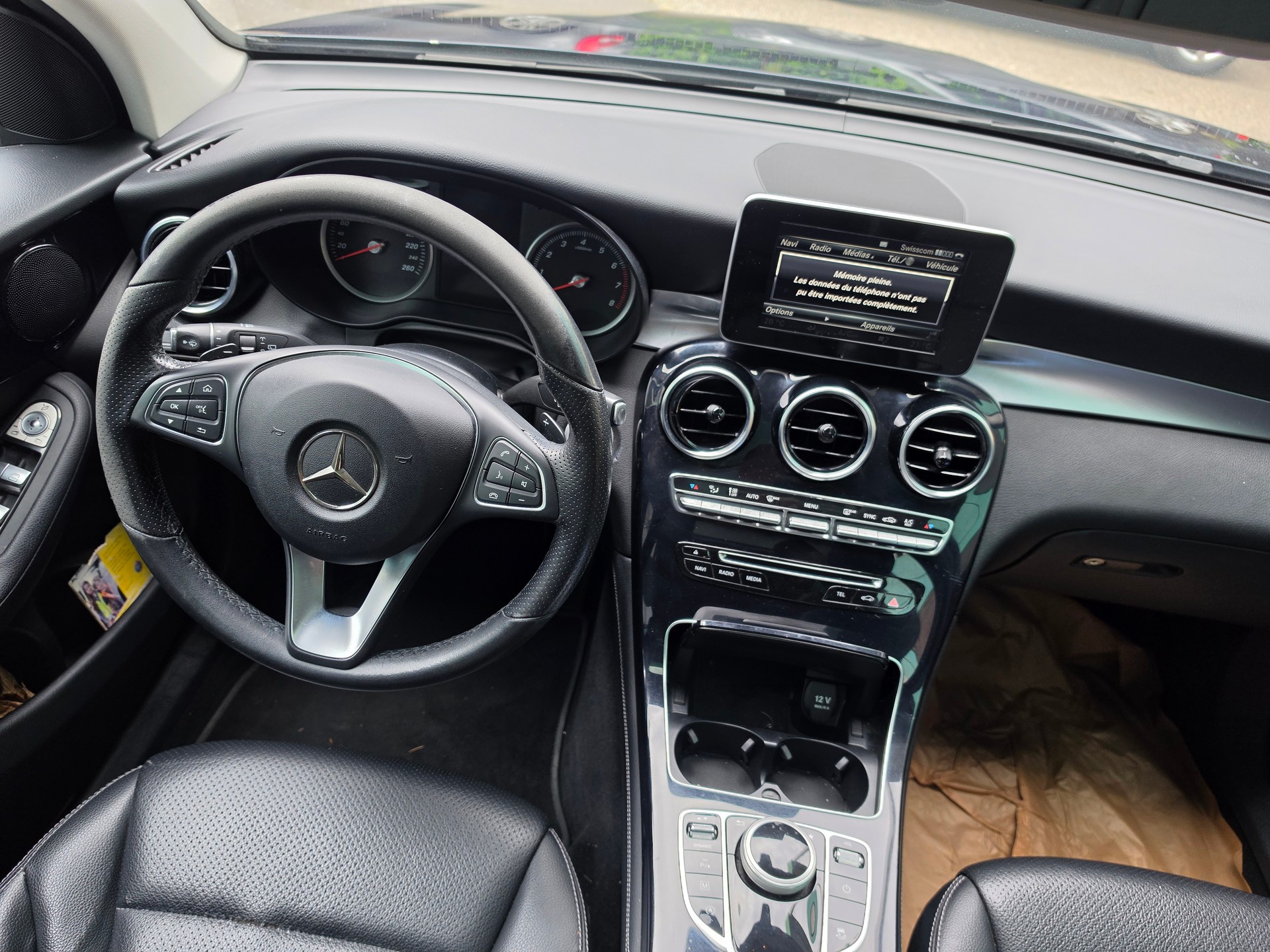 MERCEDES-BENZ GLC 250 Off-Road 4Matic 9G-Tronic-image-8