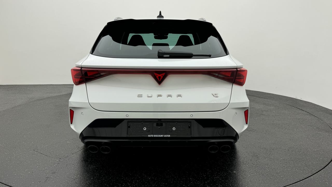 CUPRA LEON ST 2.0 TSI VZ Black Edition-image-3
