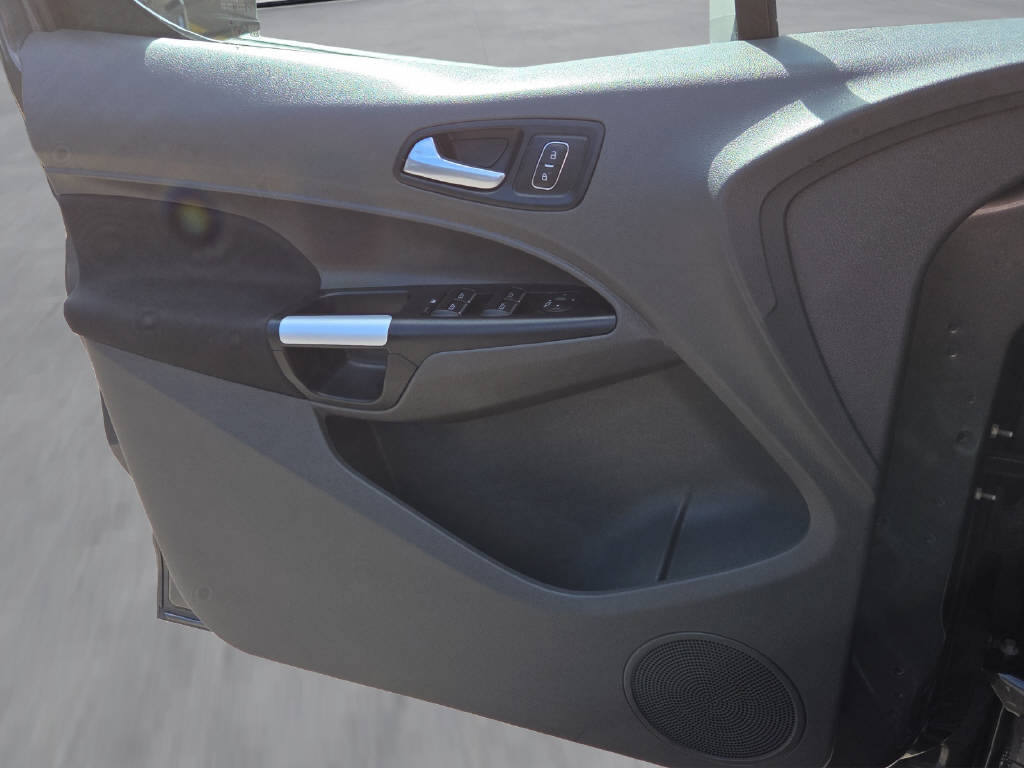 FORD TOURNEO CONNECT Grand 1.5 EcoBlue 100 Titanium-image-9