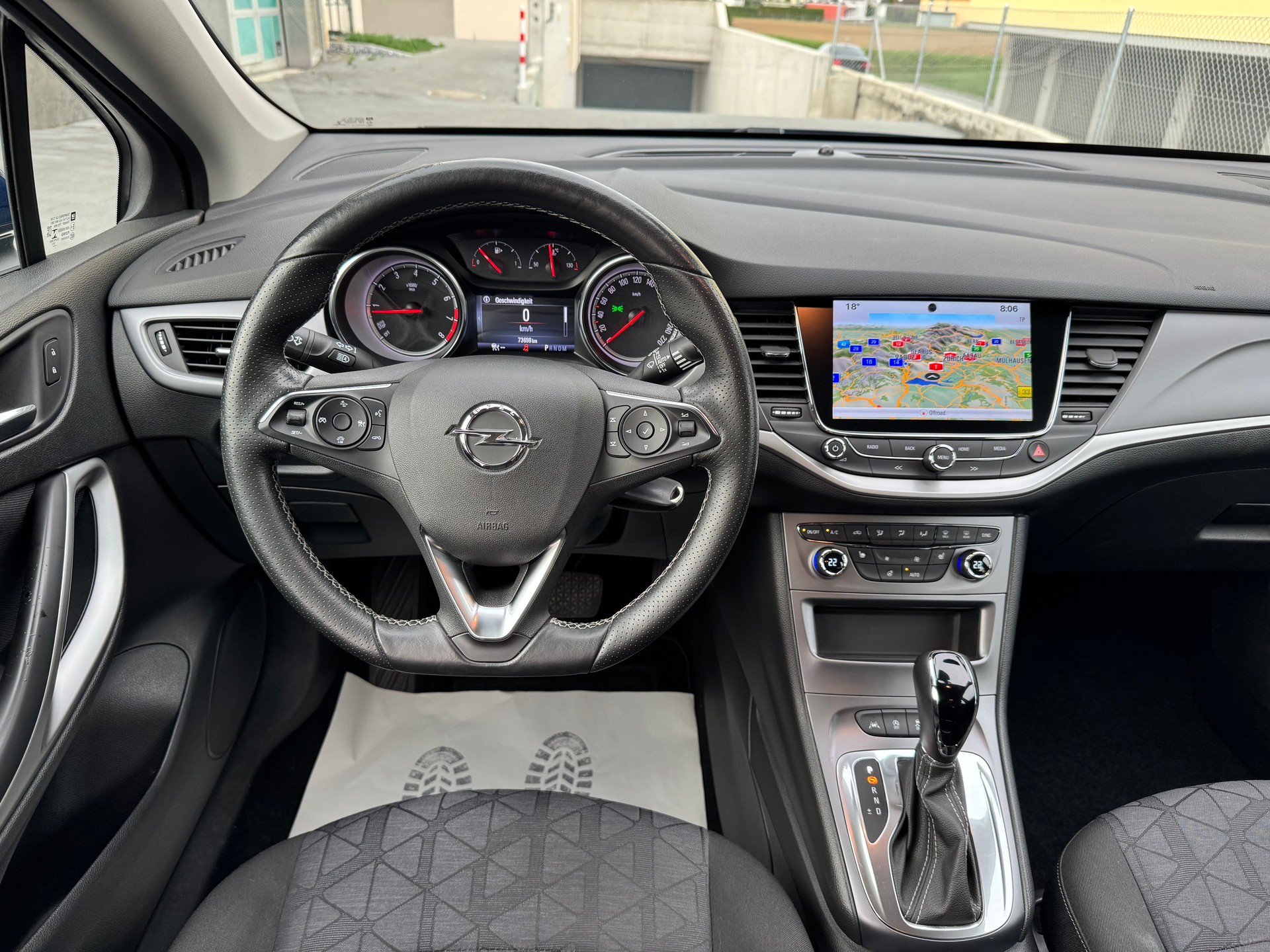 OPEL Astra Sports Tourer 1.4iTurbo 120 Years Edition-image-10