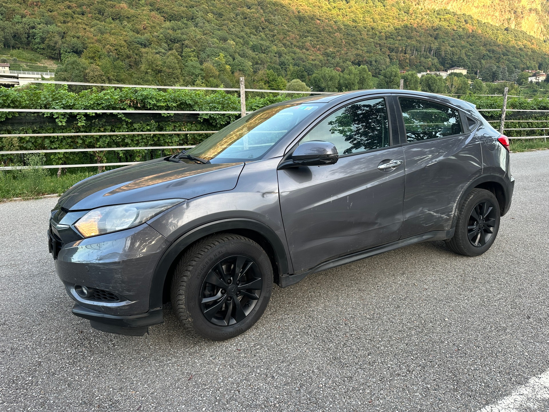 HONDA HR-V 1.6i-DTEC Elegance-image-2