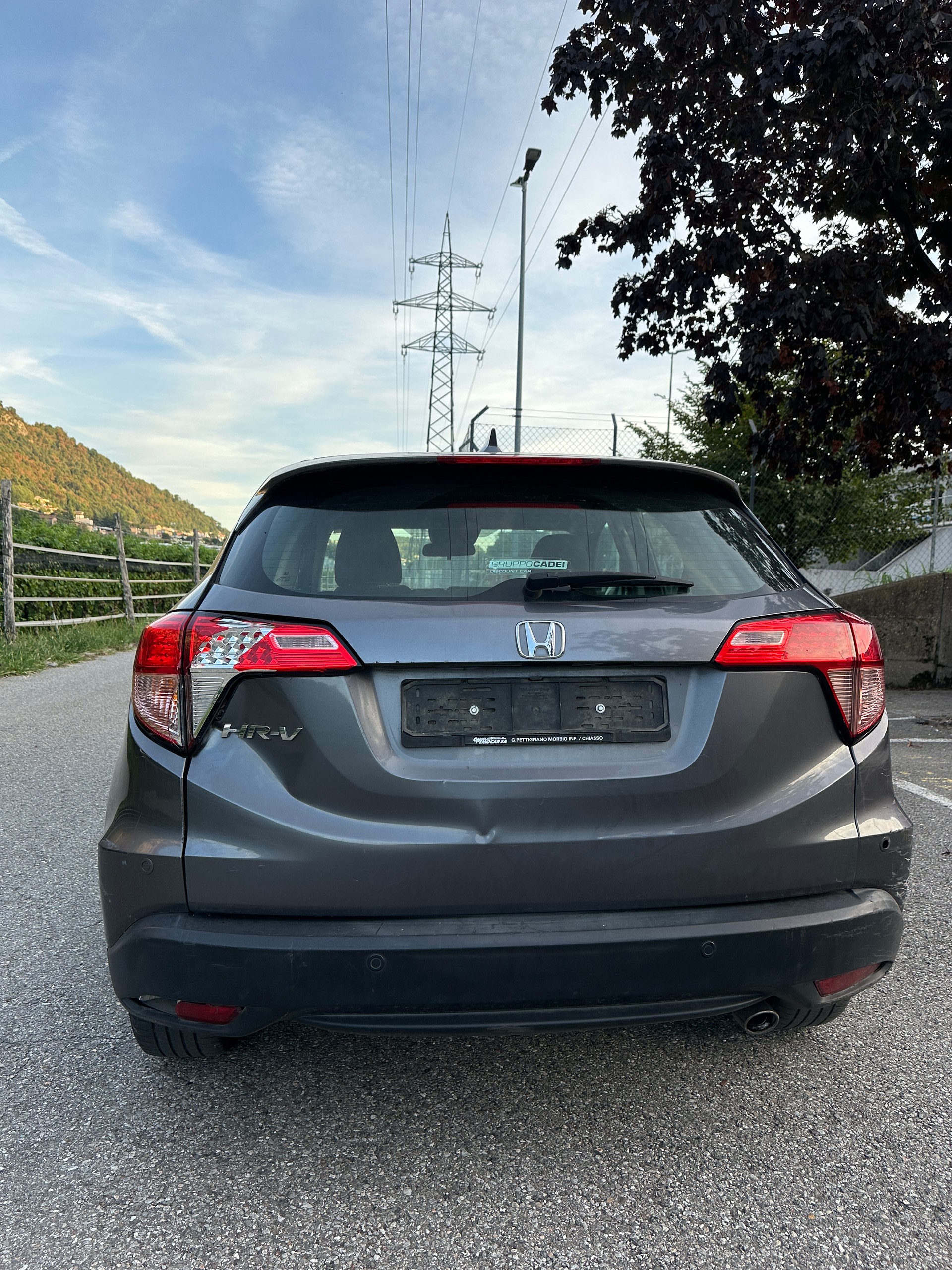 HONDA HR-V 1.6i-DTEC Elegance-image-5