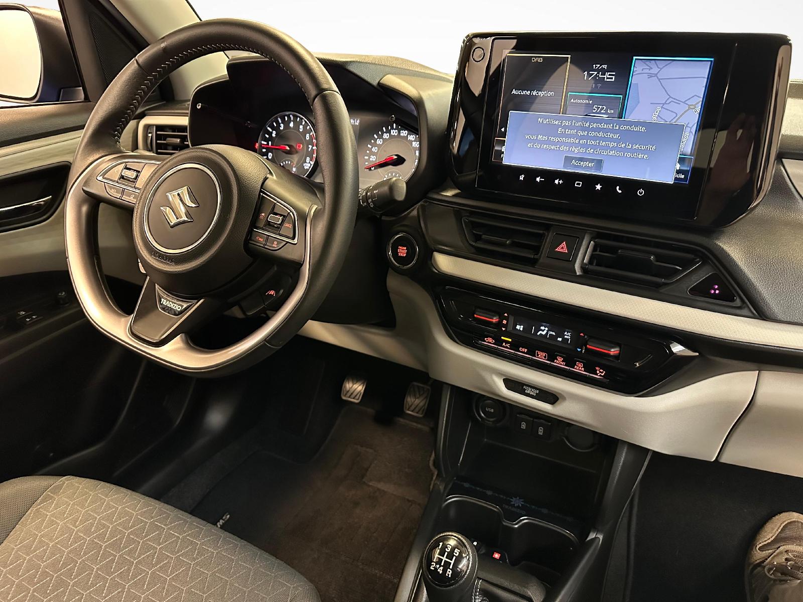 SUZUKI Swift 1.2 Tradizio Hybrid 4x4-image-5