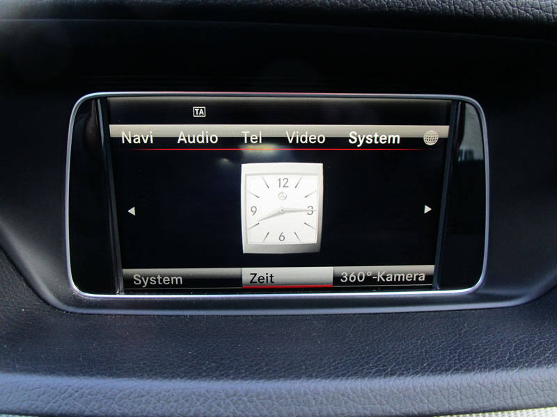 MERCEDES-BENZ E 250 CDI Avantgarde 4Matic 7G-Tronic-image-25