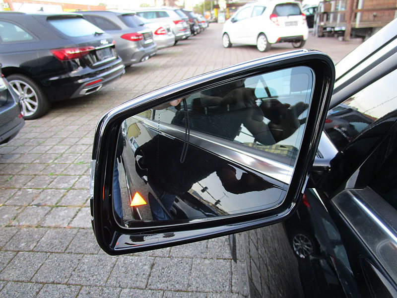 MERCEDES-BENZ E 250 CDI Avantgarde 4Matic 7G-Tronic-image-21