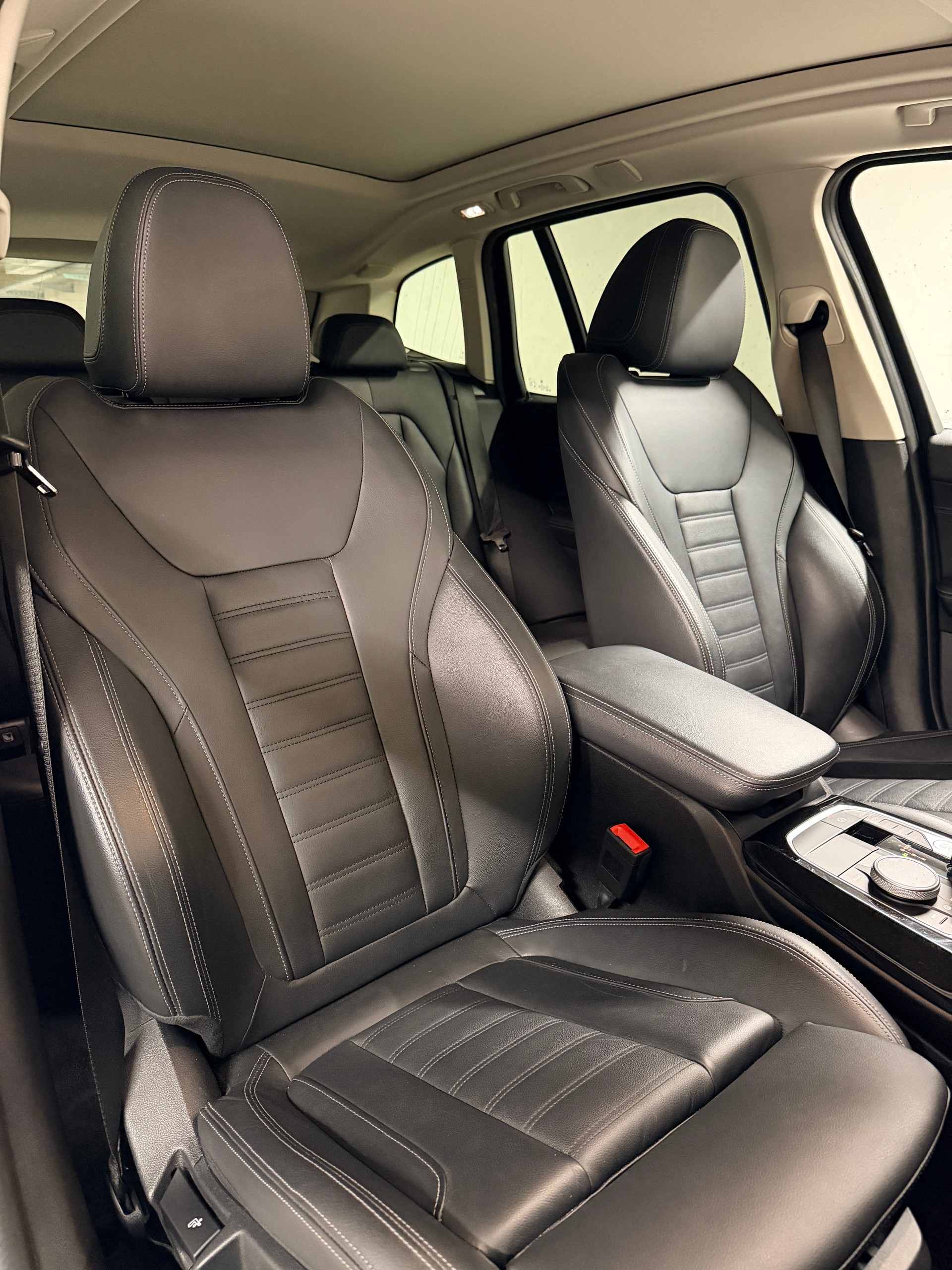 BMW X3 xDrive 20i-image-23