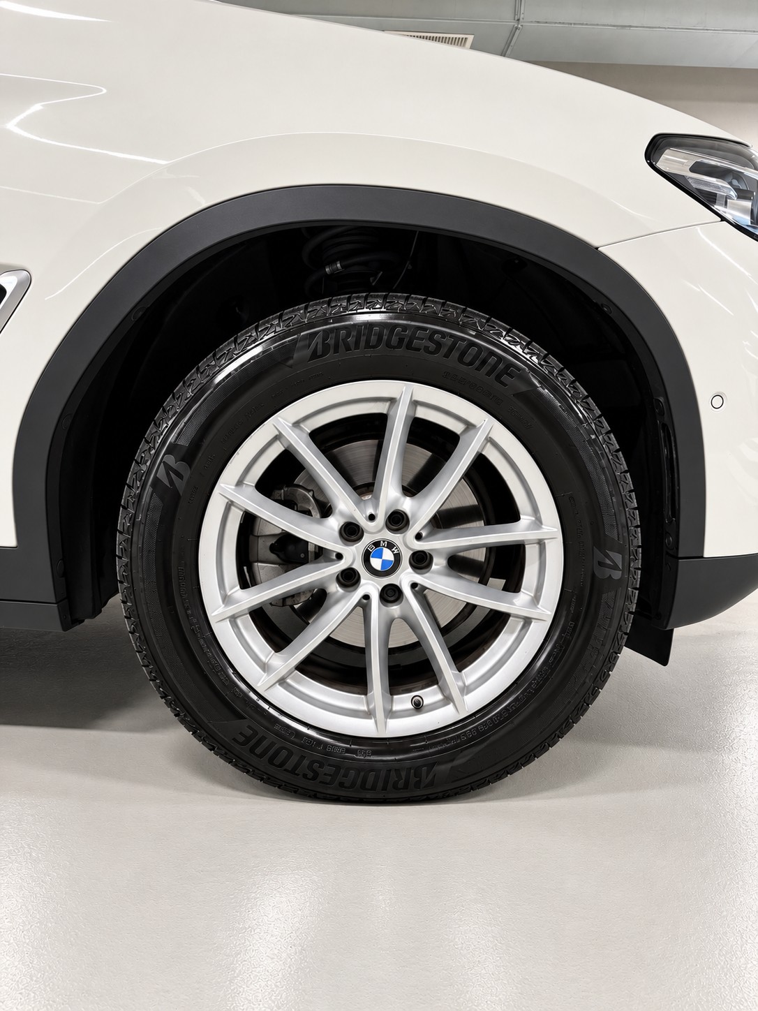 BMW X3 xDrive 20i-image-28