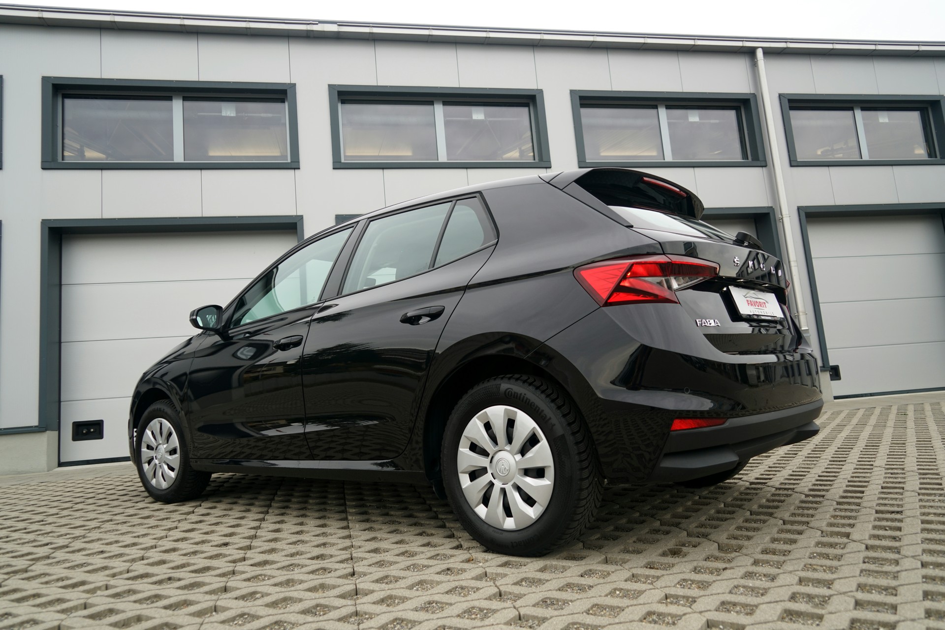 SKODA Fabia 1.0 MPI Ambition (CH)-image-3