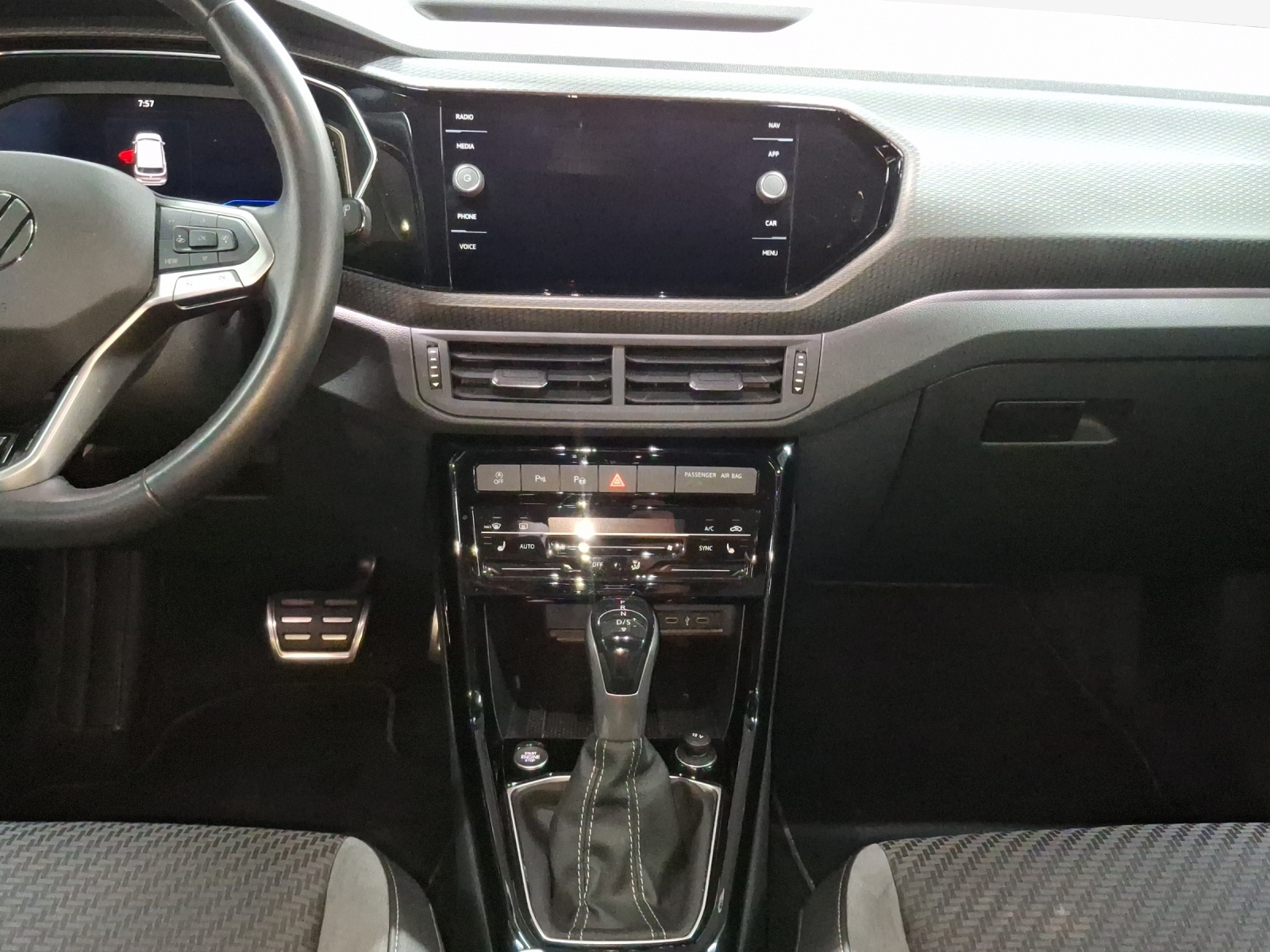VW T-Cross 1.5 TSI EVO ACT Style DSG-image-10