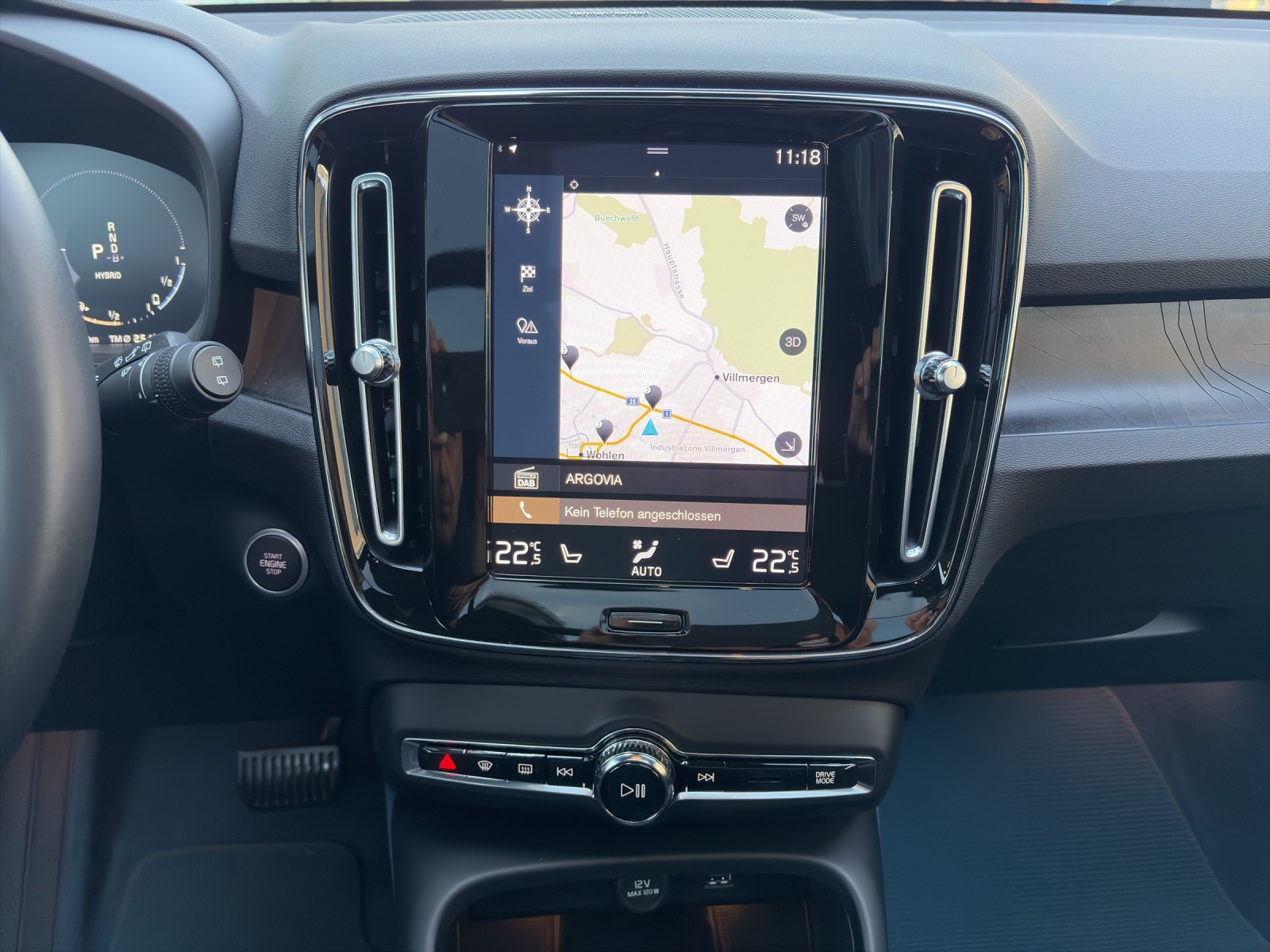 VOLVO XC40 1.5 T5 PiH Ultimate Dark-image-13