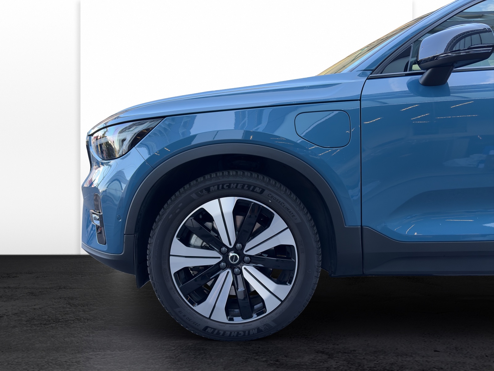 VOLVO XC40 1.5 T5 PiH Ultimate Dark-image-19